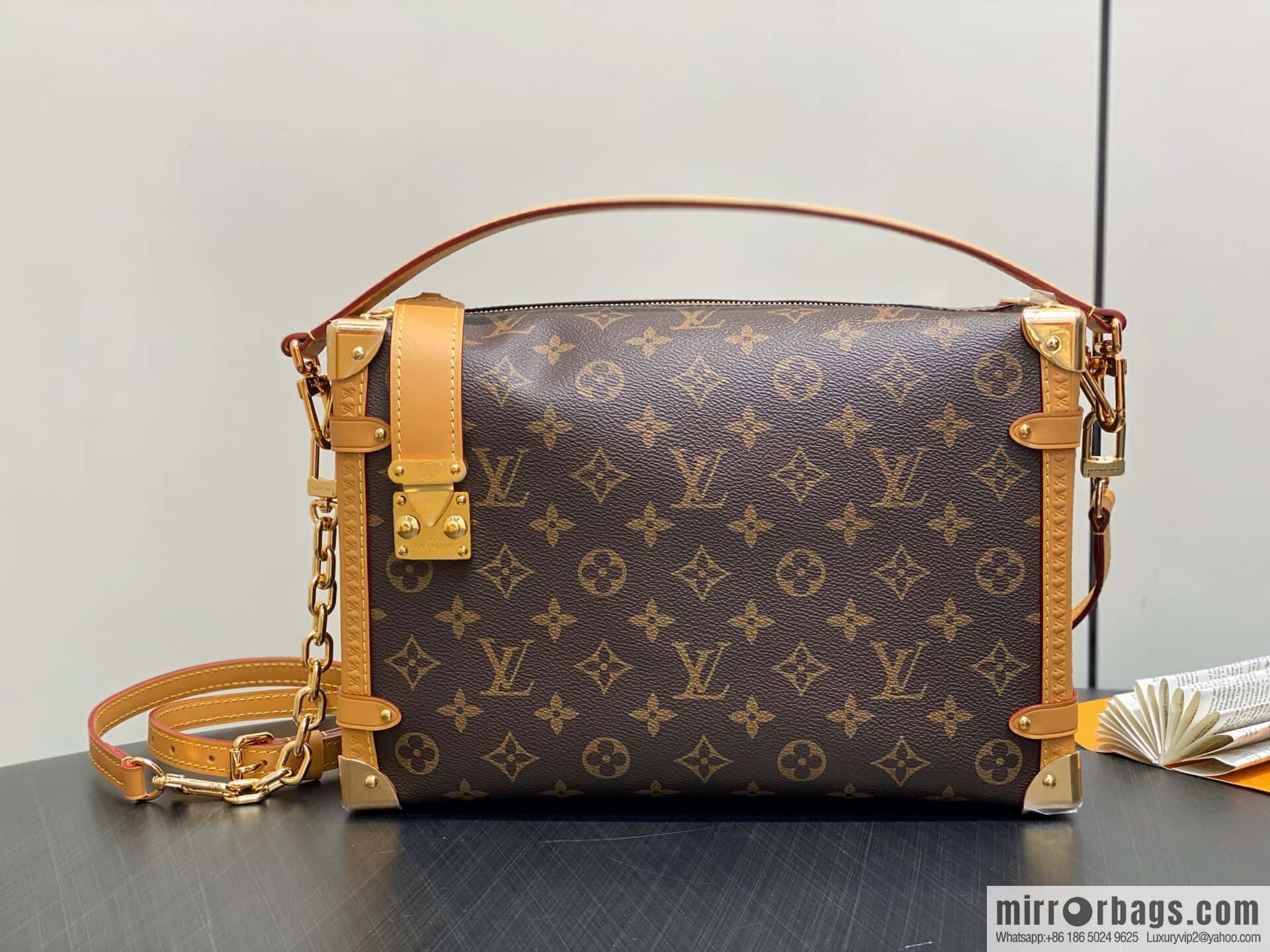 [Boutique‑grade] M14513 presbyopia, soft box chain bag SIDE TRUNK large handbag