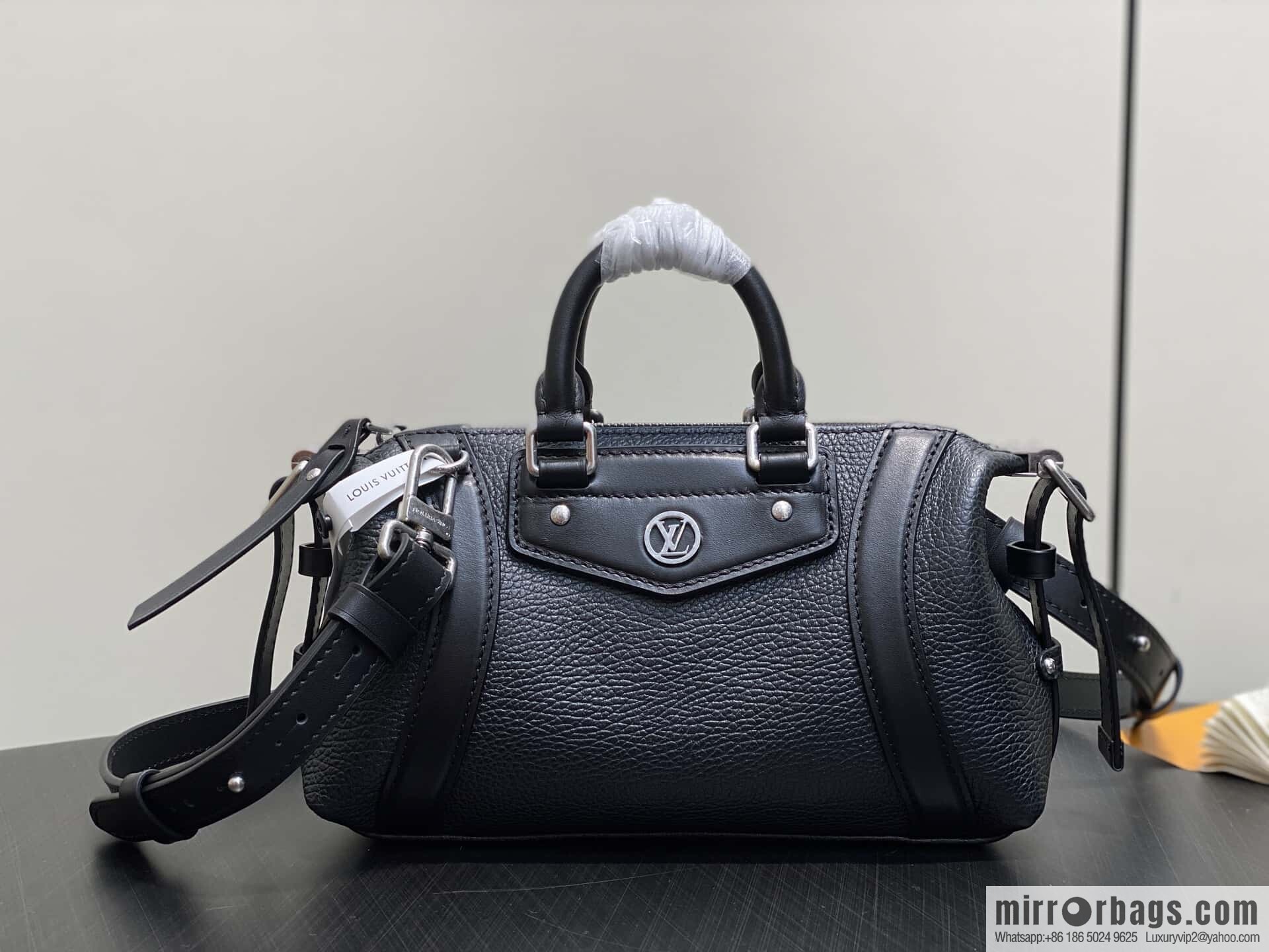 [Boutique‑grade] M14623 black, full leather locomotive bag NANO LV BIKER handbag