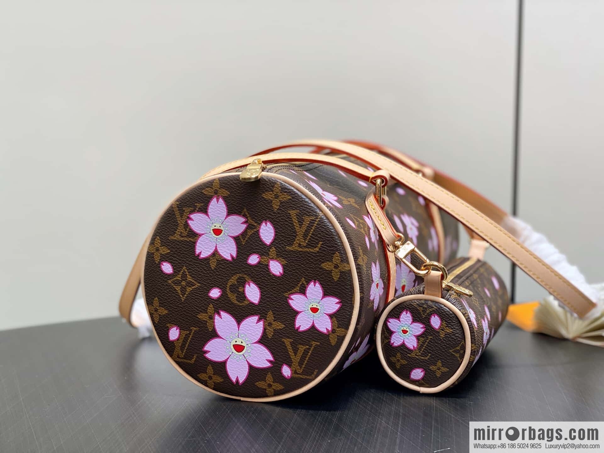 [Boutique‑grade] M13097 old flower, cherry blossom silk screen printed Babylon round drum bag LVXTM PAPILLON handbag