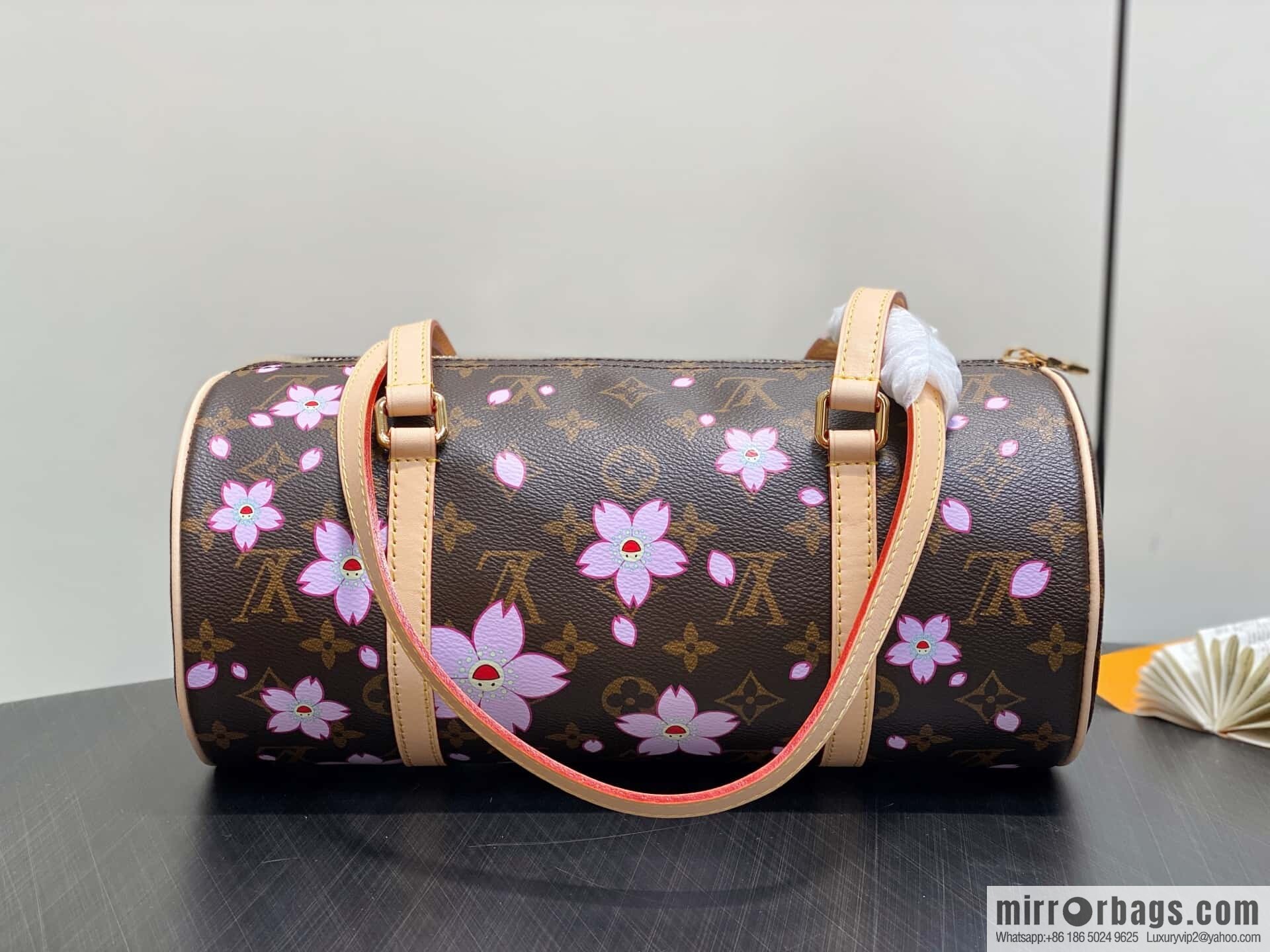 [Boutique‑grade] M13097 old flower, cherry blossom silk screen printed Babylon round drum bag LVXTM PAPILLON handbag