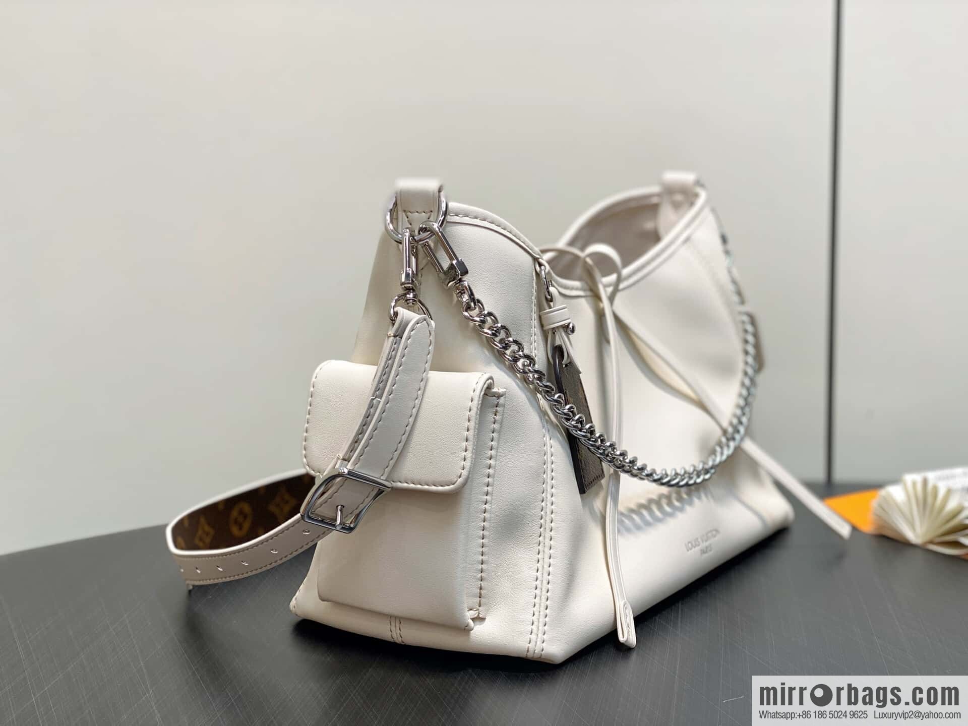 [Boutique‑grade] M12919 milky white, full leather shopping bag CARRYALL CARGO small handbag