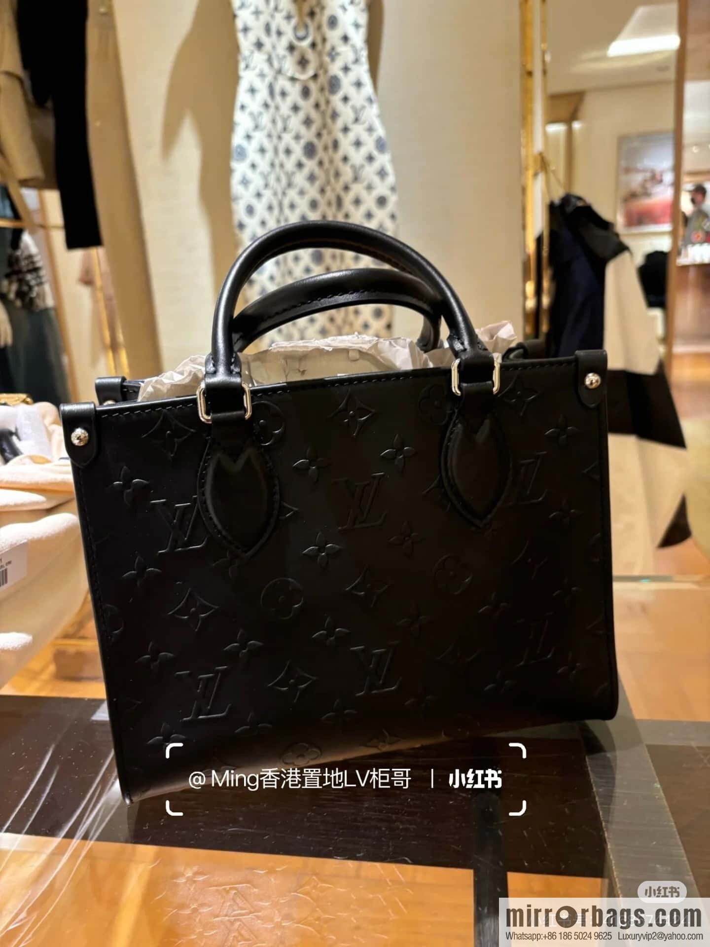 [Boutique‑grade] M13576 black, full leather square bag ONTHEGO small handbag