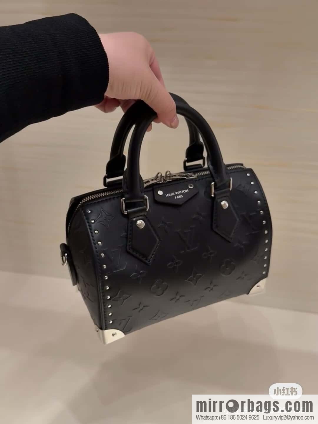 [Boutique‑grade] M14575 black, full leather speedy pillow bag SPEEDY TRUNK 20 handbag