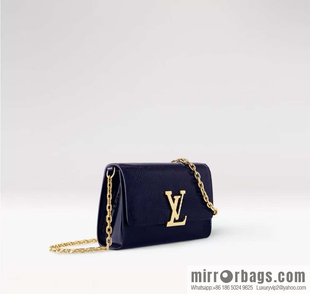 [Boutique‑grade] M13165 blue patent leather water ripple, chain bag sbwPochette Louise chain bag