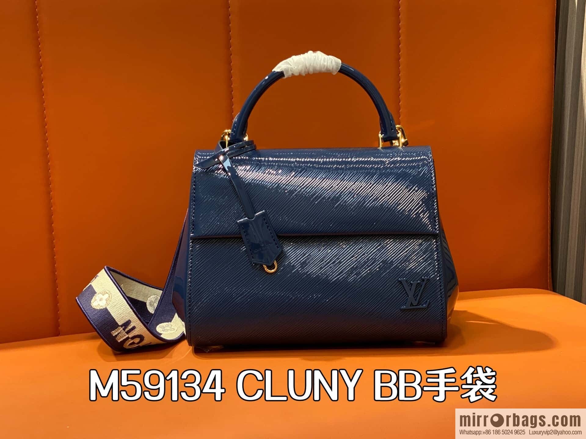 [Boutique‑grade] M59134 blue patent leather, water ripple handbag series CLUNY BB handbag