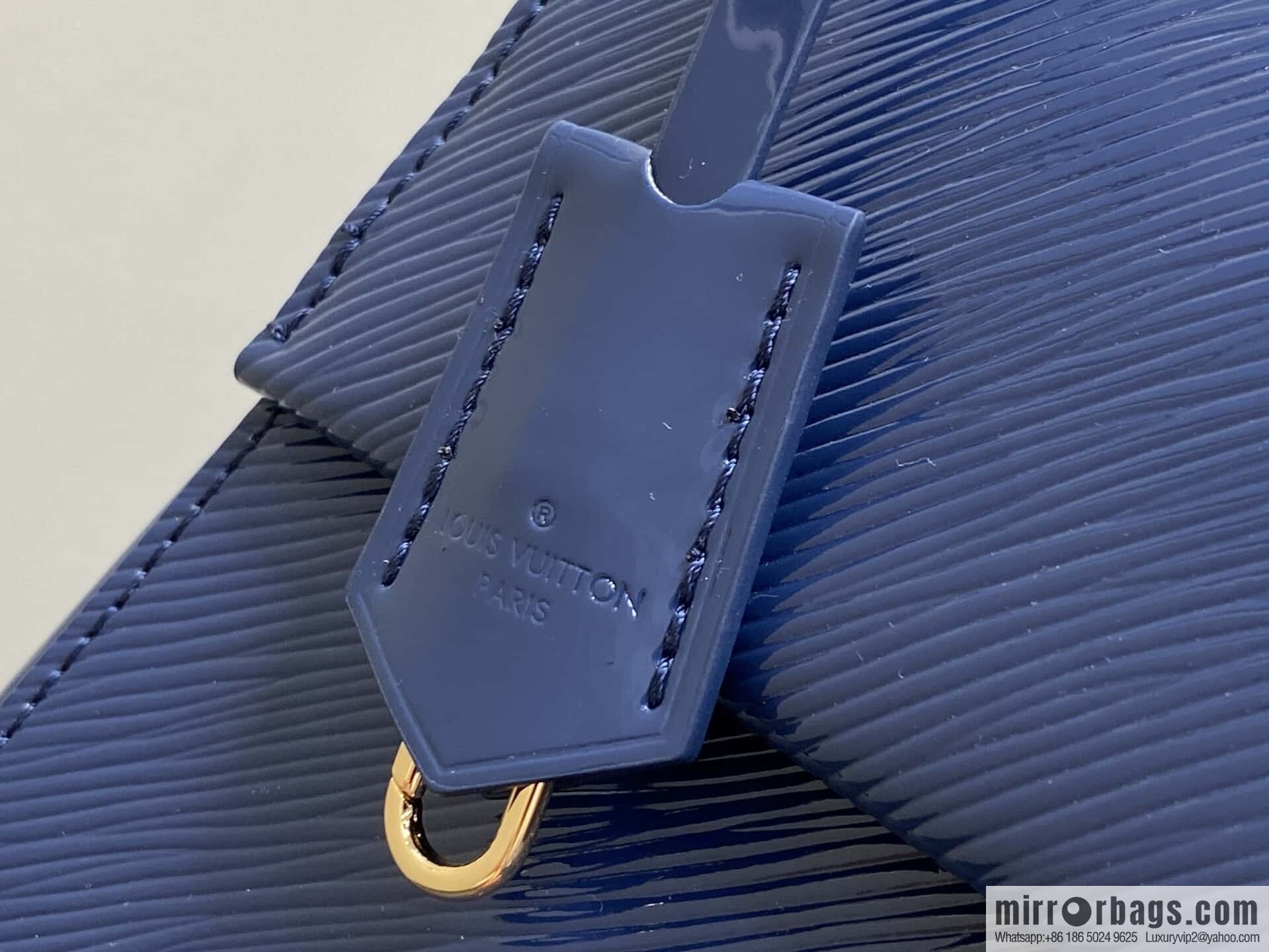 [Boutique‑grade] M59134 blue patent leather, water ripple handbag series CLUNY BB handbag