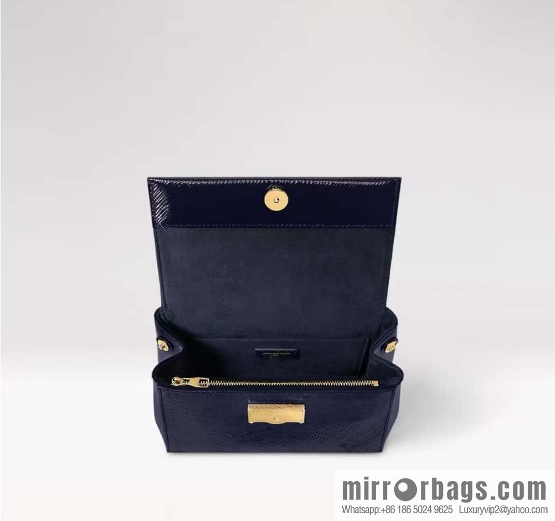 [Boutique‑grade] M58925 blue patent leather, water ripple handbag series CLUNY mini handbag
