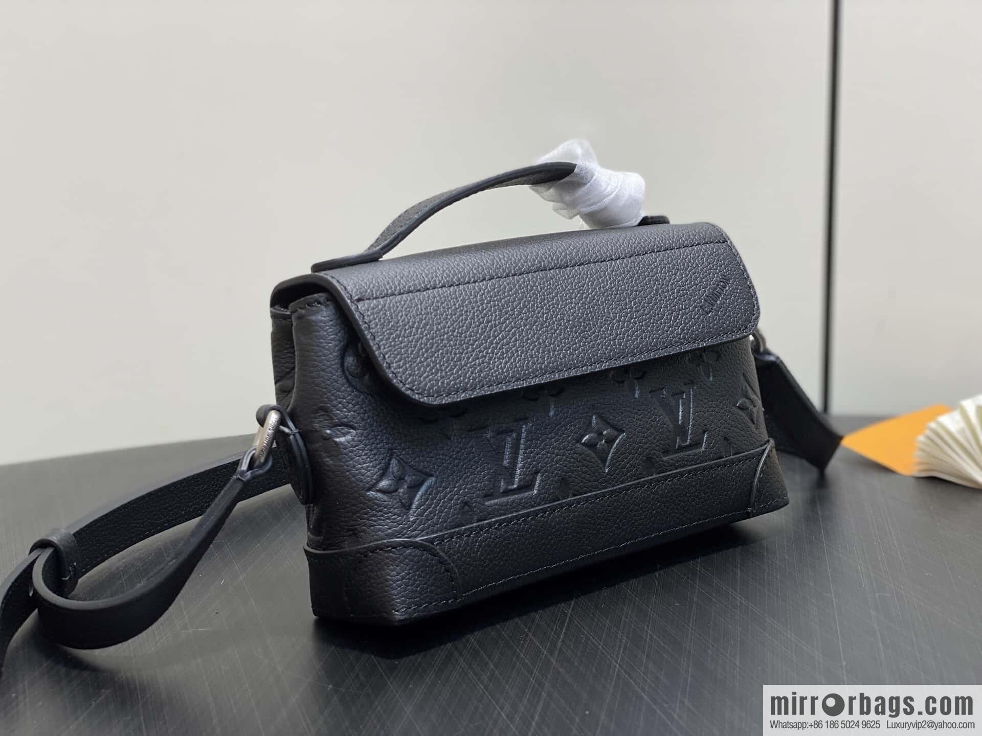 [Boutique‑grade] M13888 black, full leather embossed men's bag mini messenger bag Steamer East West mini handbag