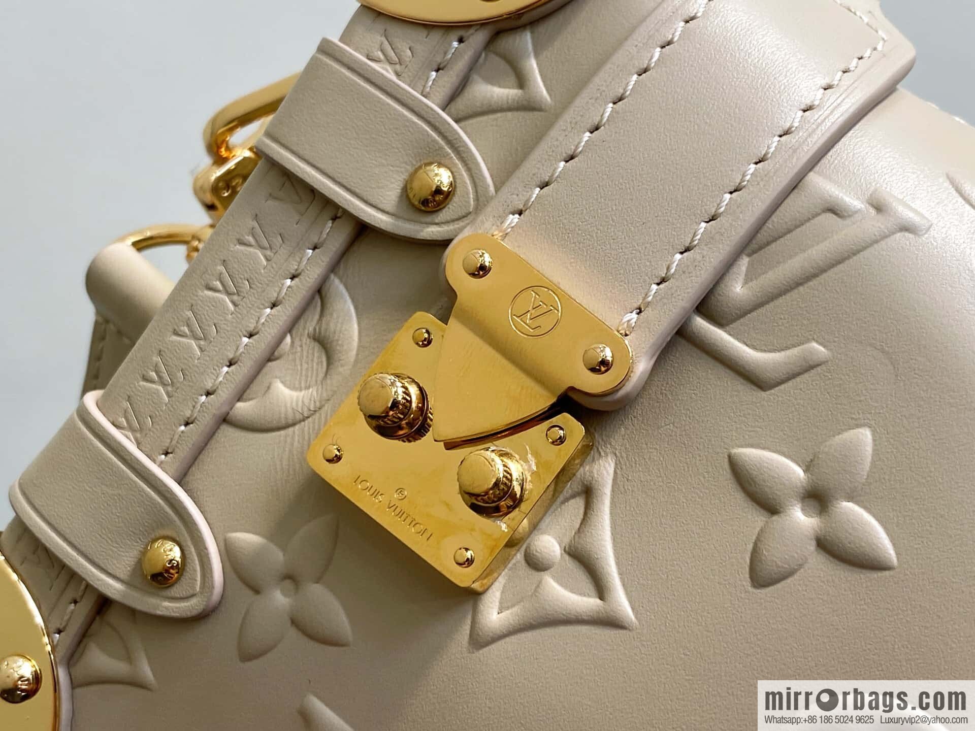 [Boutique‑grade] M14571 cream apricot, full leather soft box bag Side Trunk small handbag