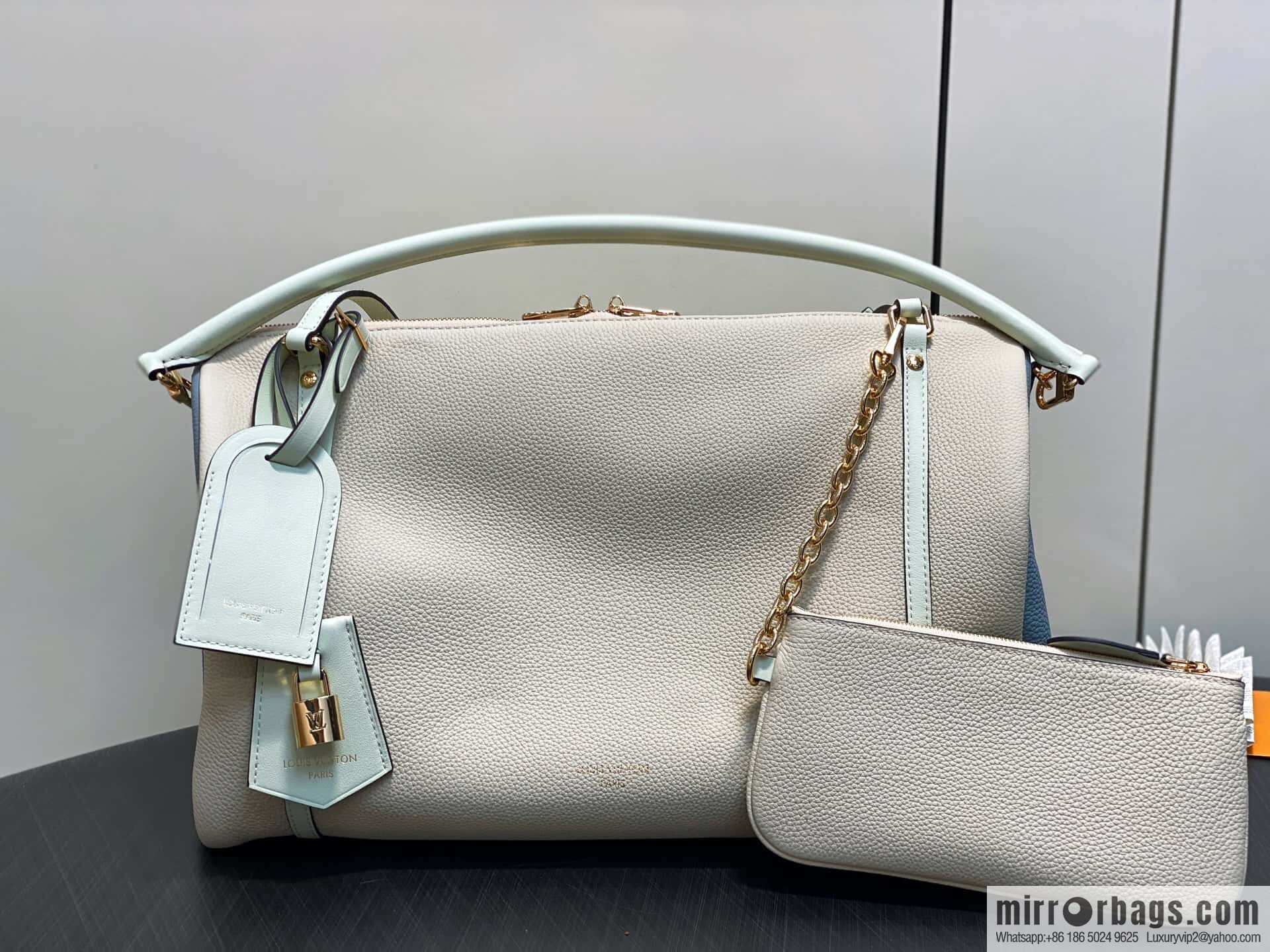 [Boutique‑grade] M13668 milkshake white, full leather speedy pillow bag SPEEDY BANDOULIZRE 40 handbag