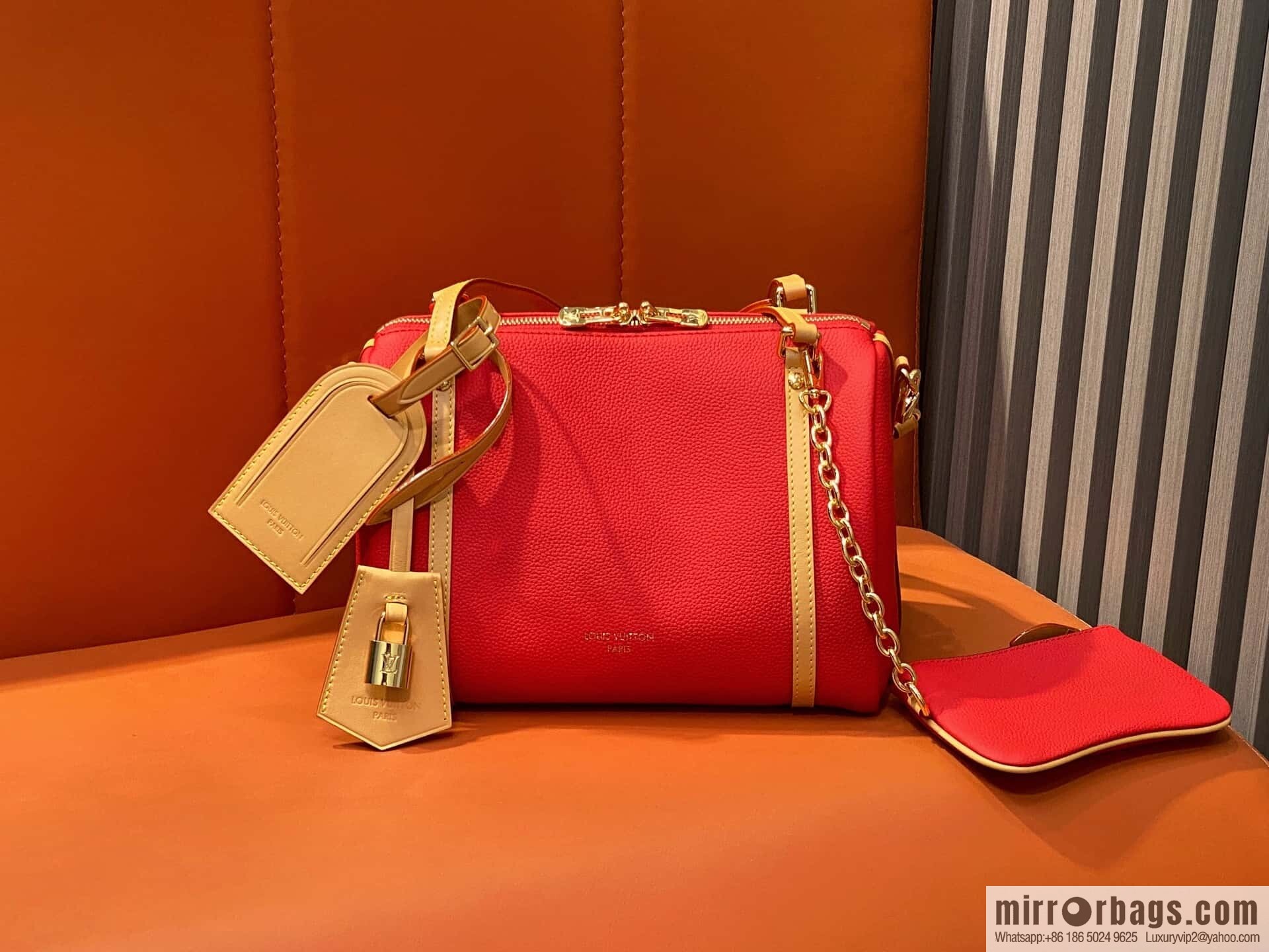 [Boutique‑grade] M13667 red, full leather, speedy pillow bag SPEEDY BANDOULIZRE 25 handbag