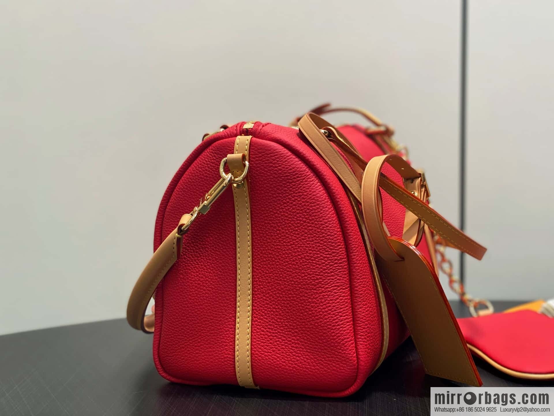 [Boutique‑grade] M13667 red, full leather, speedy pillow bag SPEEDY BANDOULIZRE 25 handbag