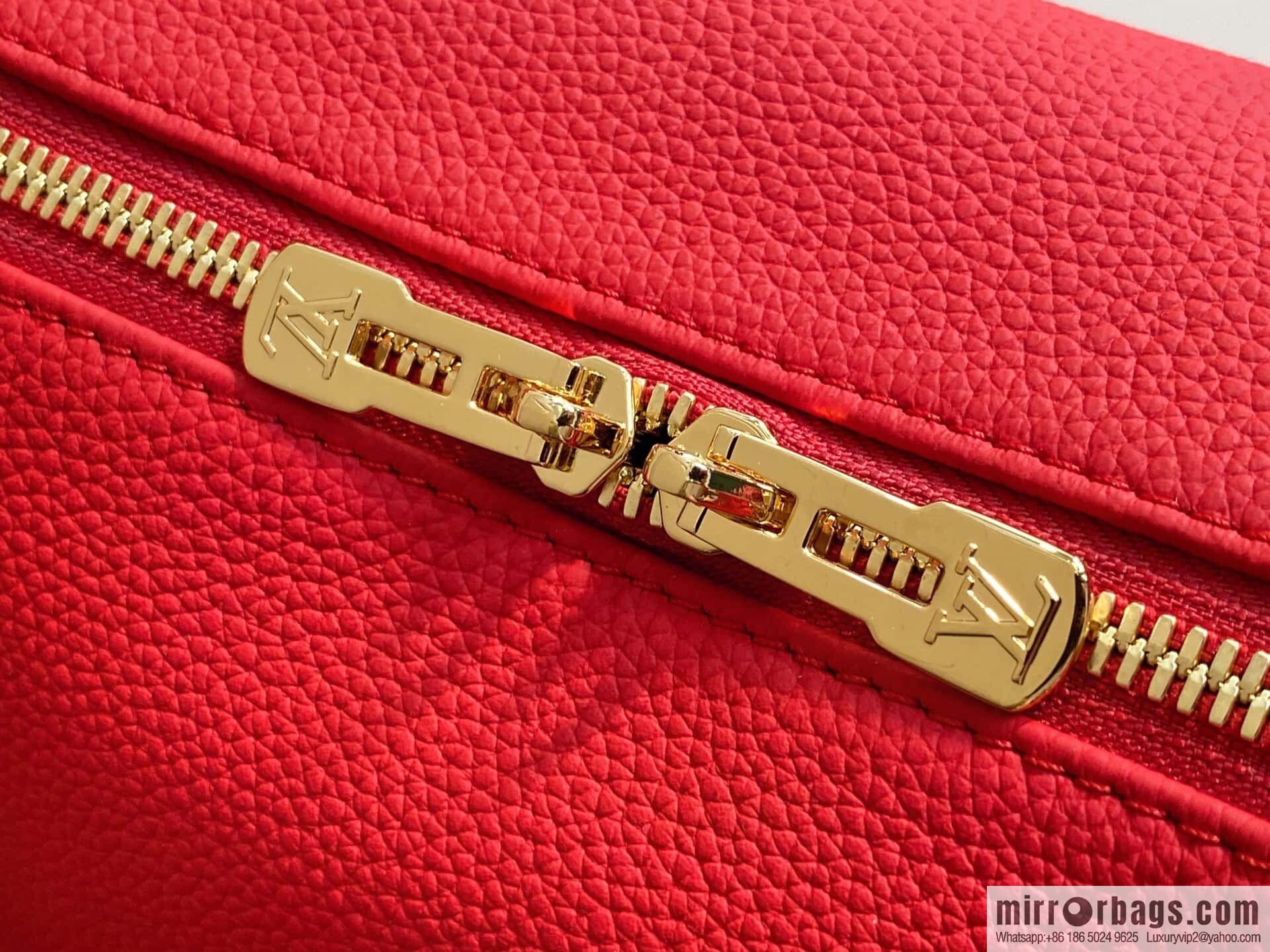 [Boutique‑grade] M13667 red, full leather, speedy pillow bag SPEEDY BANDOULIZRE 25 handbag