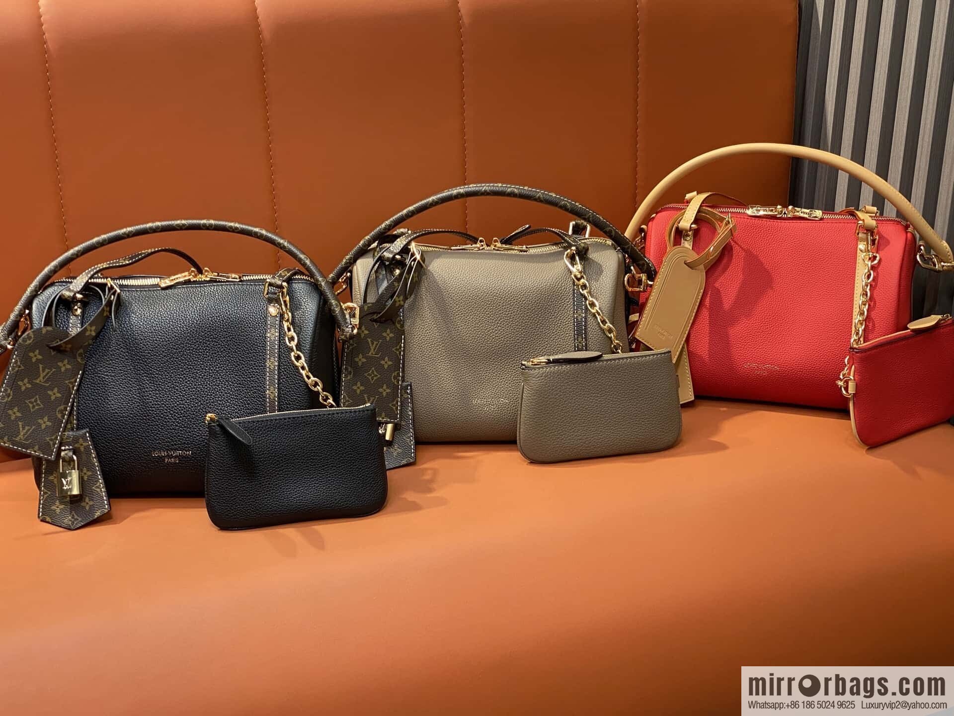[Boutique‑grade] M13667 red, full leather, speedy pillow bag SPEEDY BANDOULIZRE 25 handbag