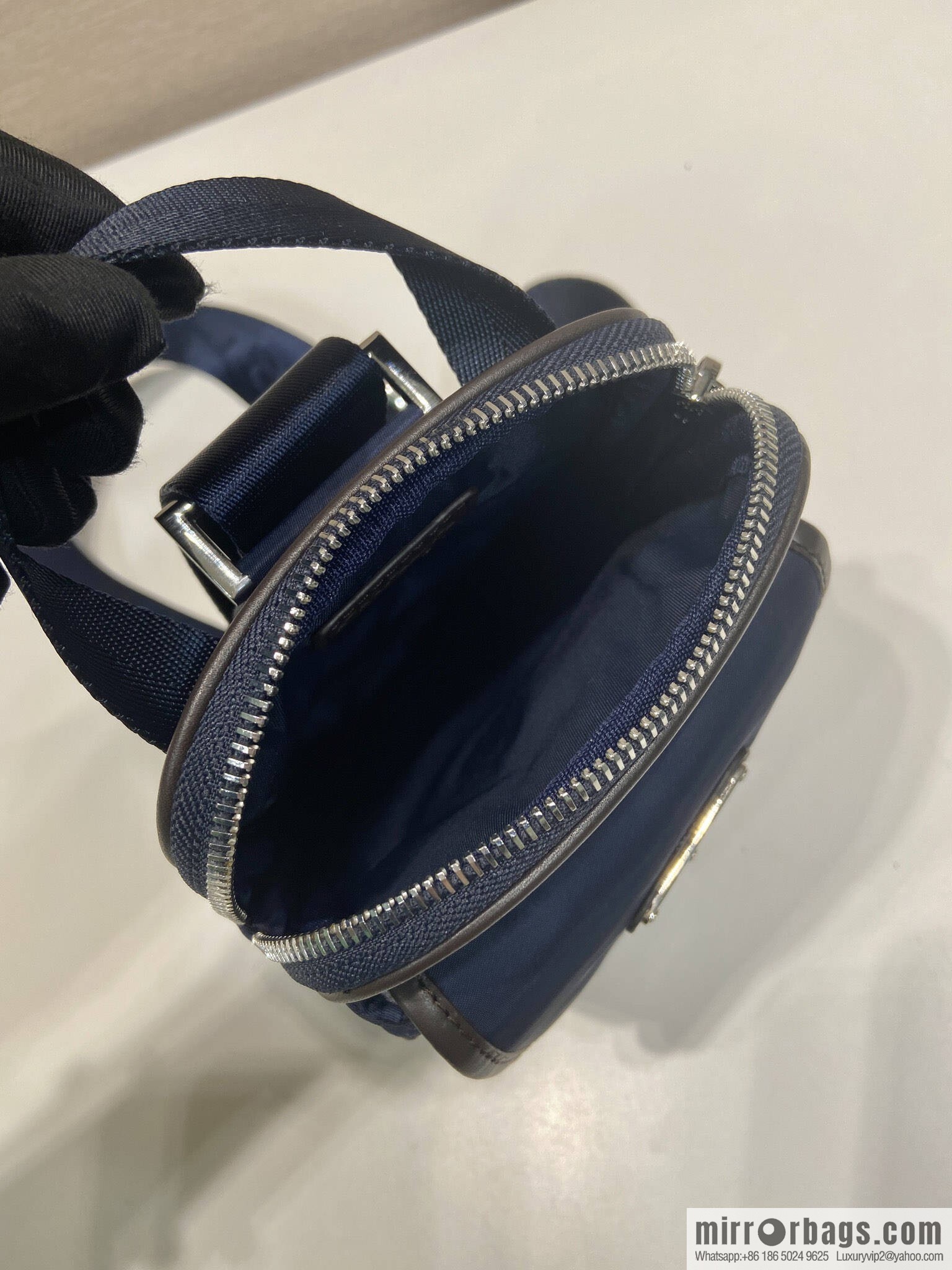 PRADA new mobile phone breast bag 2ZH194