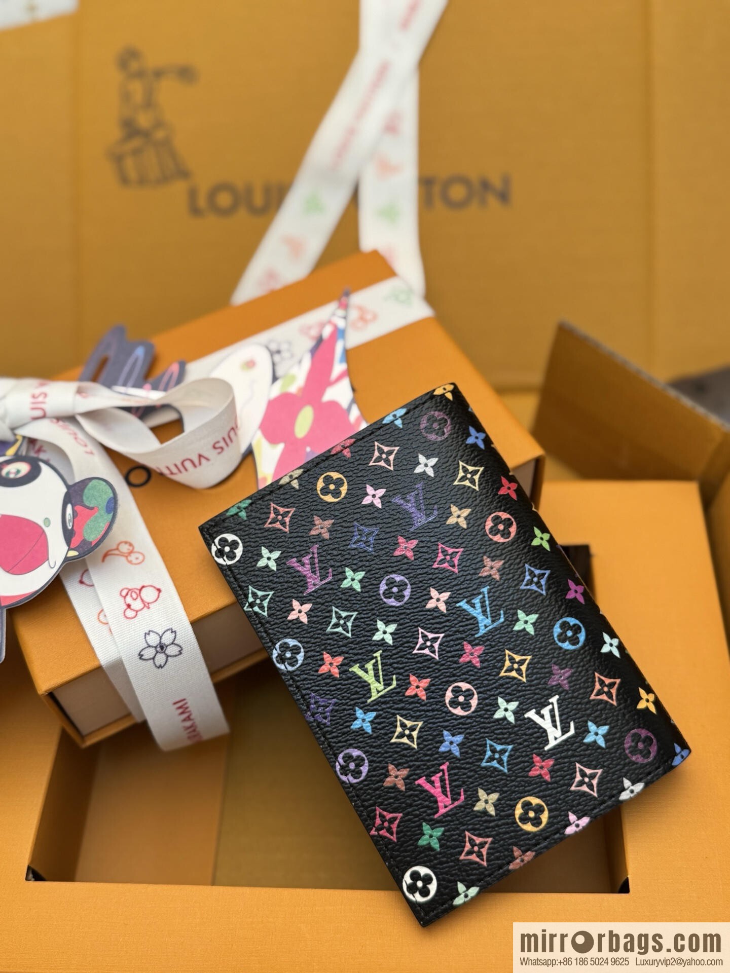 LV M13414 [Official Full Package + 163 Chip] New LVxTM Passport Cover