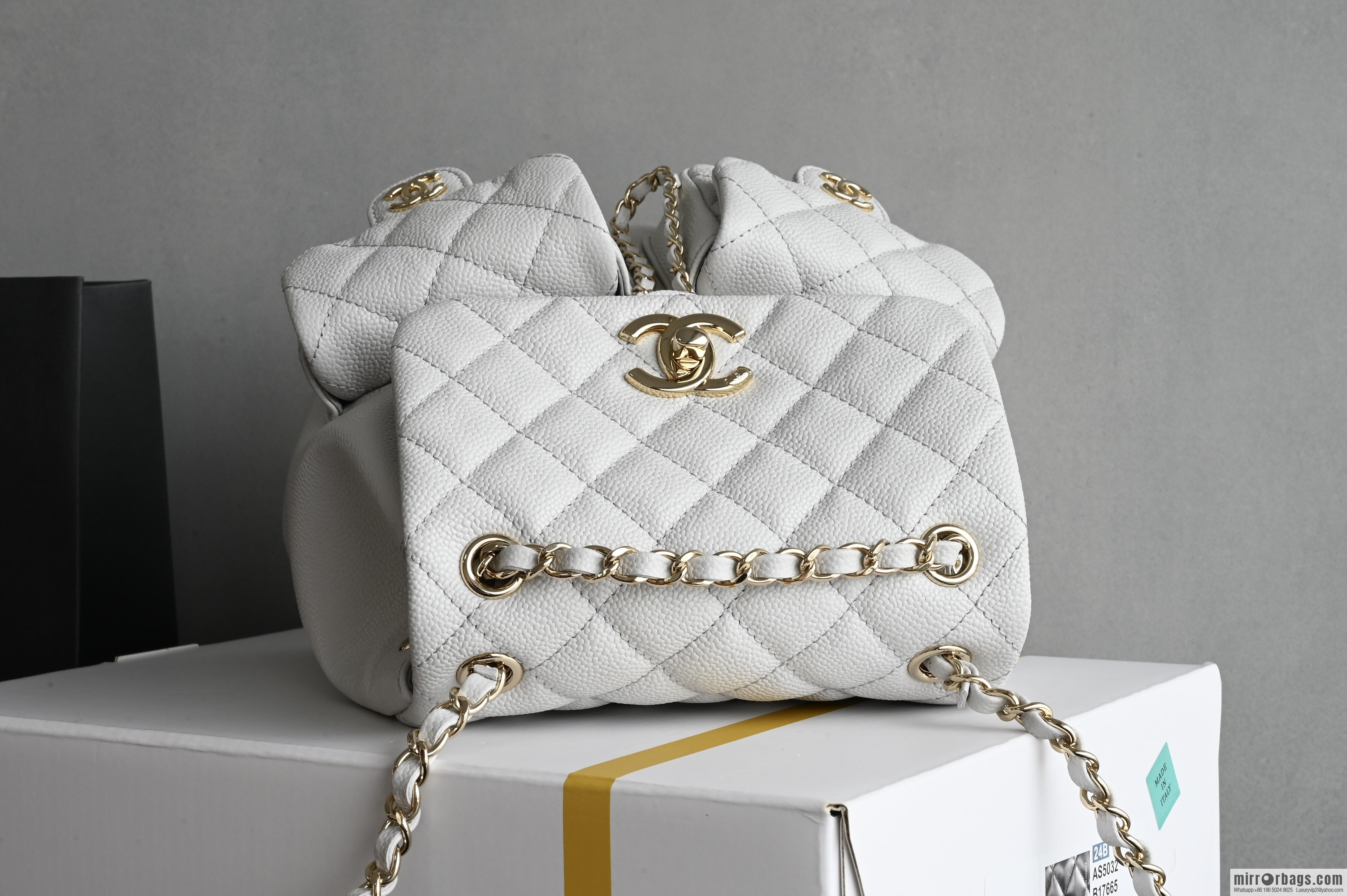 CHANEL Double Pocket Frog ๐ธ Retro Backpack, Light Grey, Medium AS3860