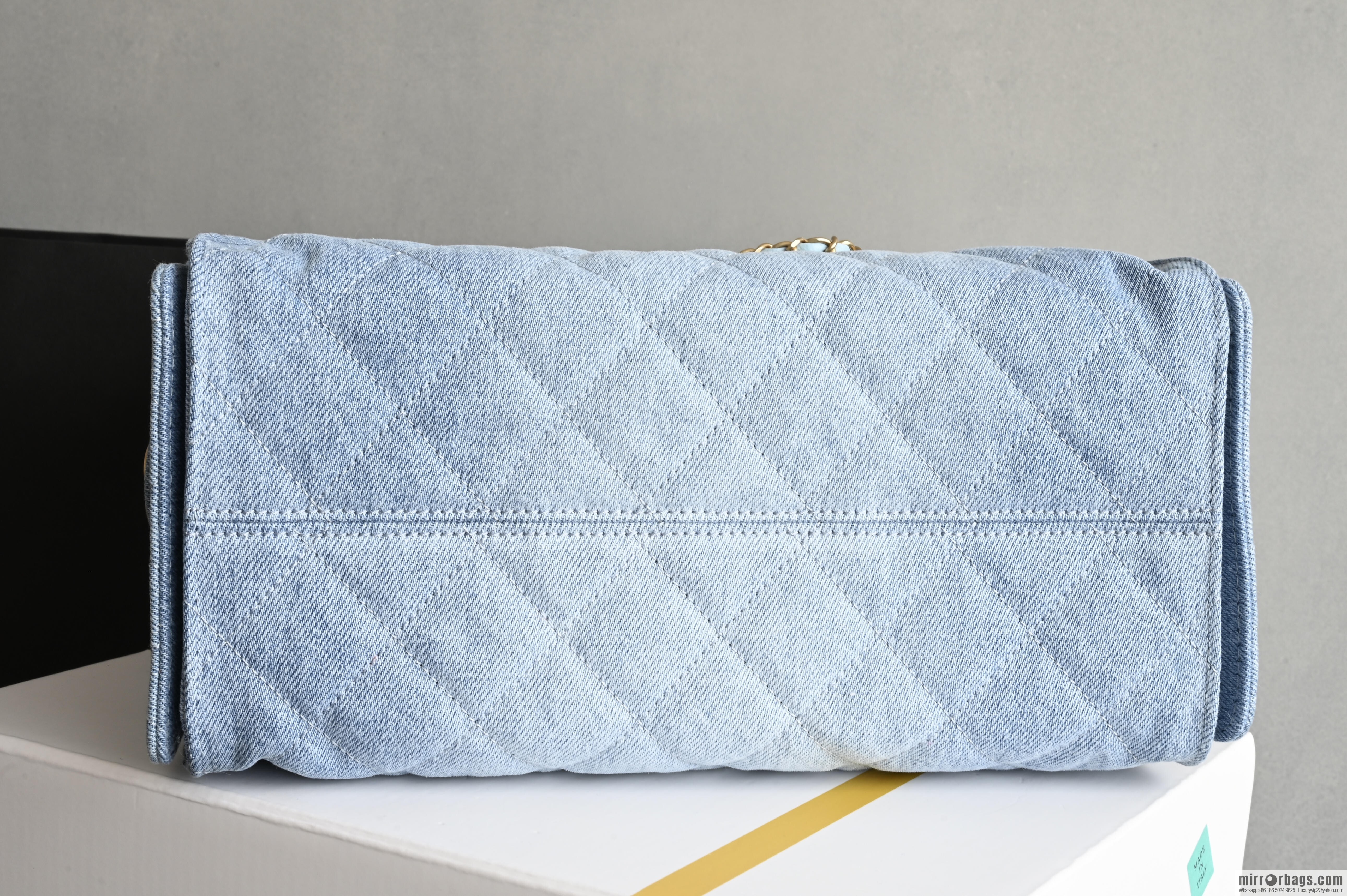 CHANEL Hippie Small, denim blue AS5293