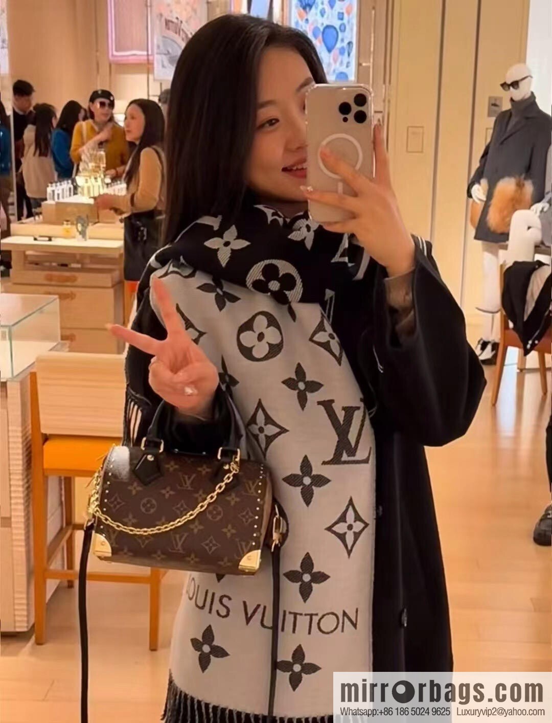 LV M13146 Speedy Trunk 20