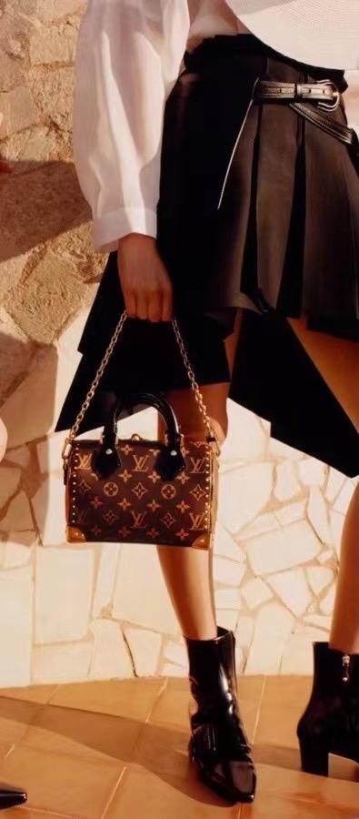 LV M13146 Speedy Trunk 20