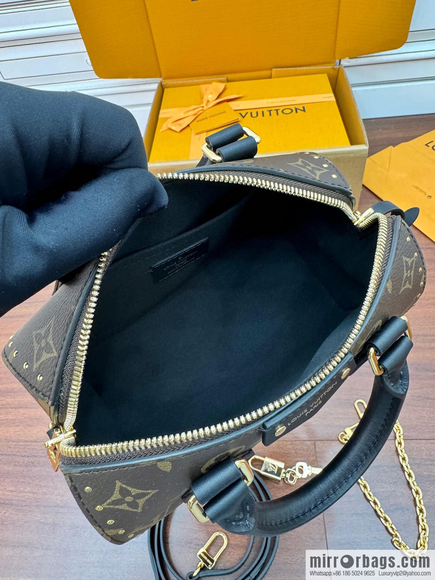 LV M13146 Speedy Trunk 20