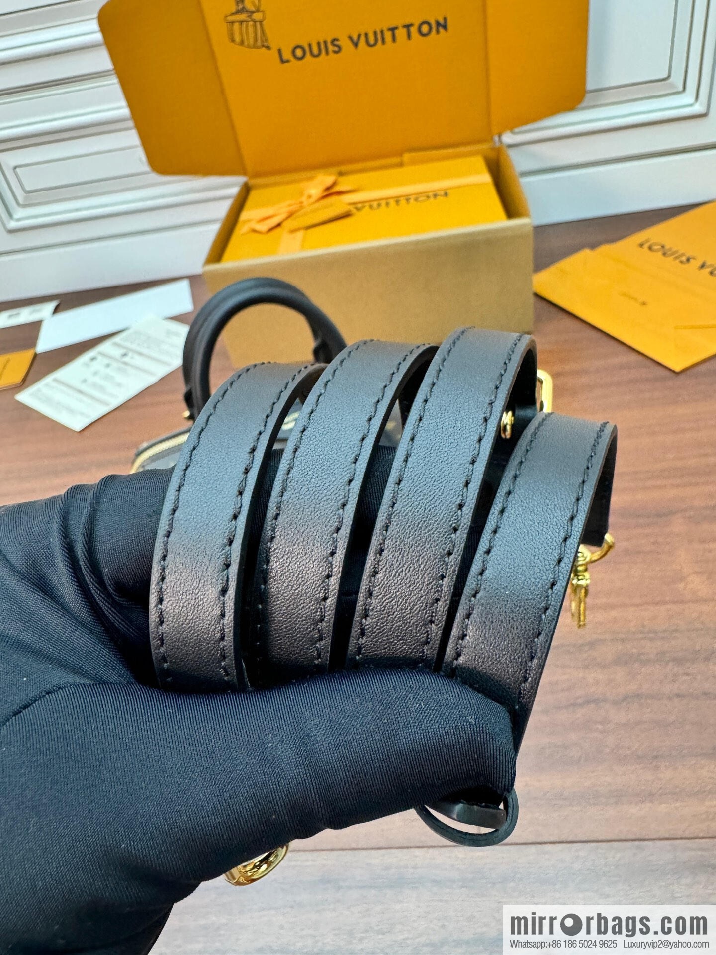 LV M13146 Speedy Trunk 20