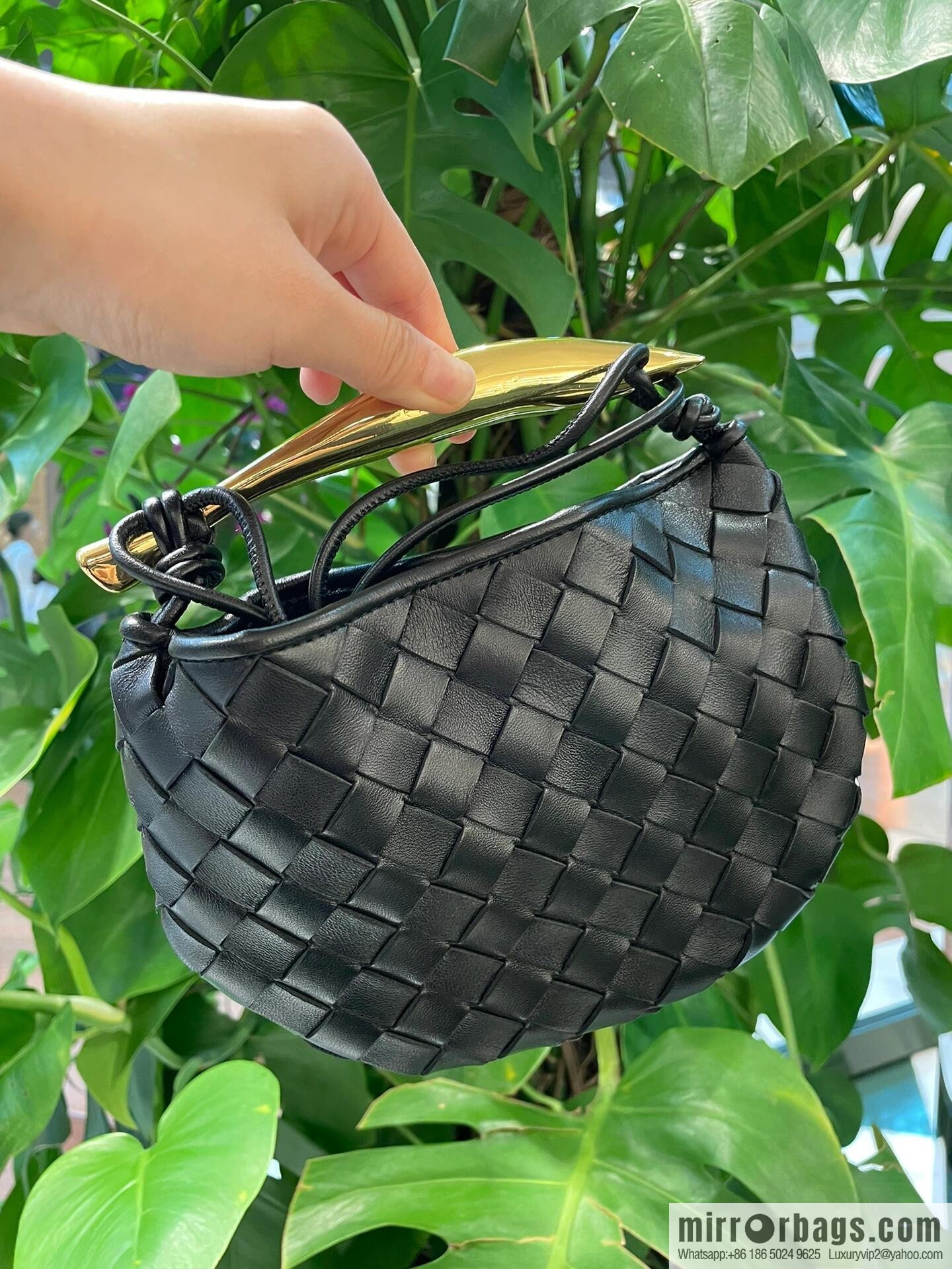 BV Mini Sardine Crossbody Bag 744267 Black