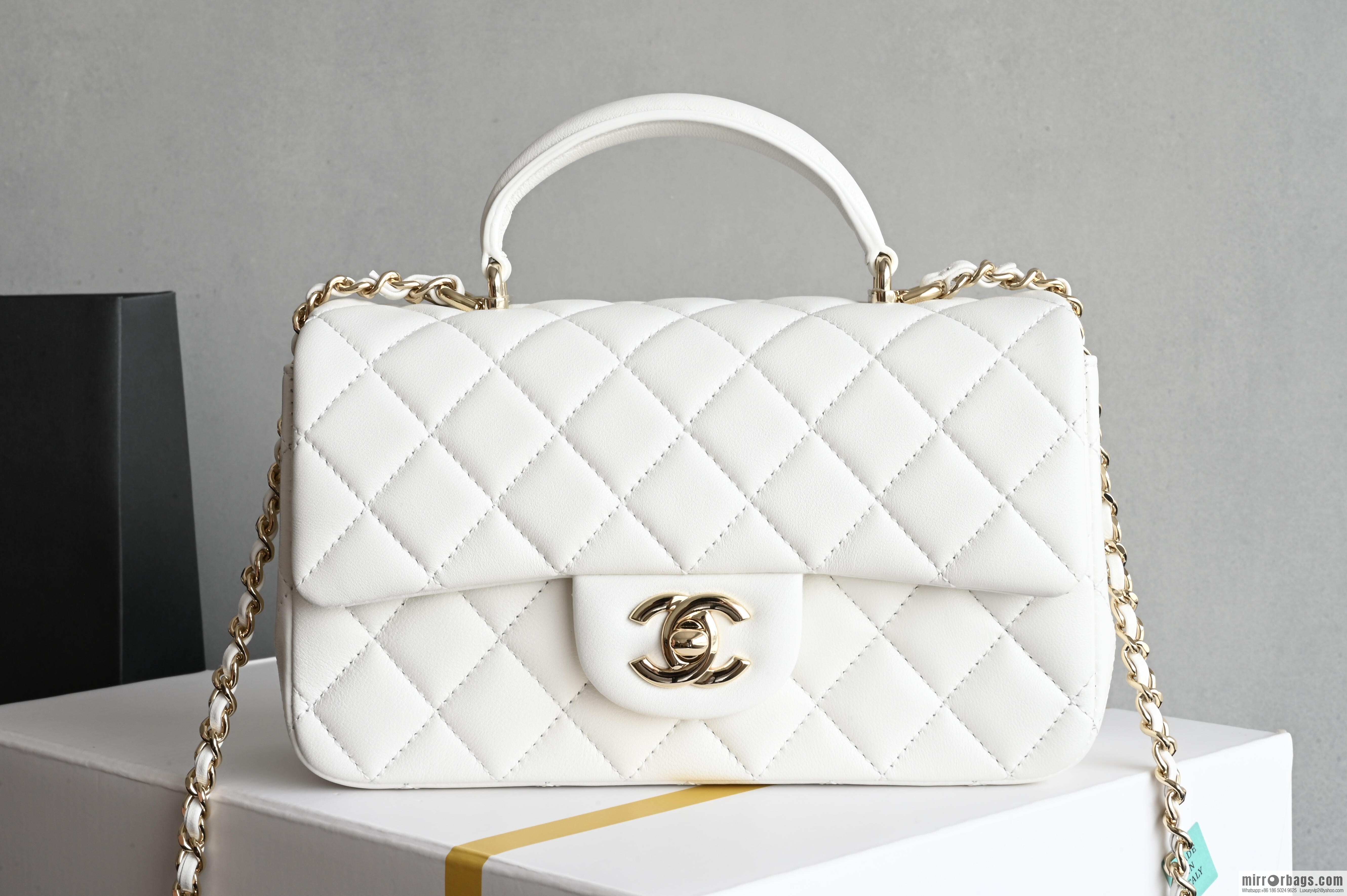 CHANEL 25P Mouth Cover Bag Hand Wrist AS2431 White