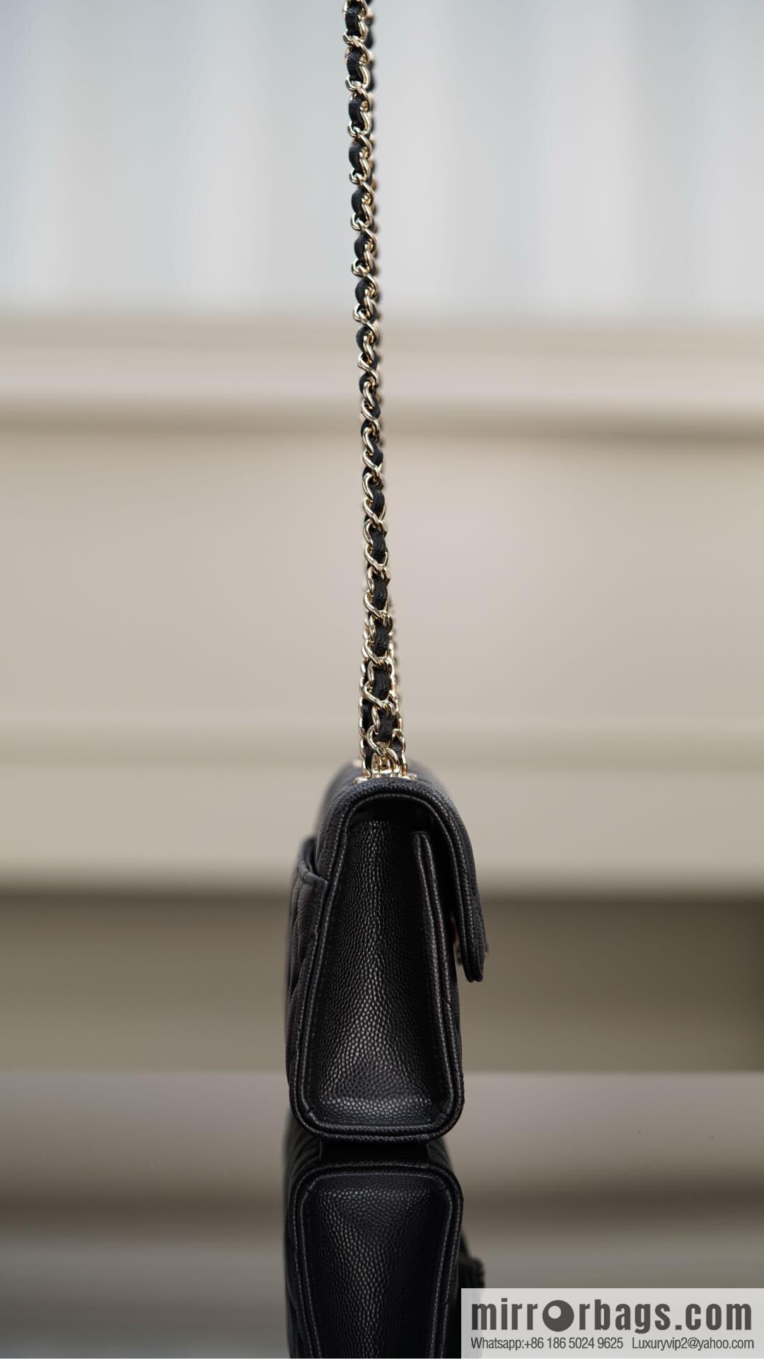 CHANEL 25s Cross Handle Black Gold 🐂 Horizontal AP3238