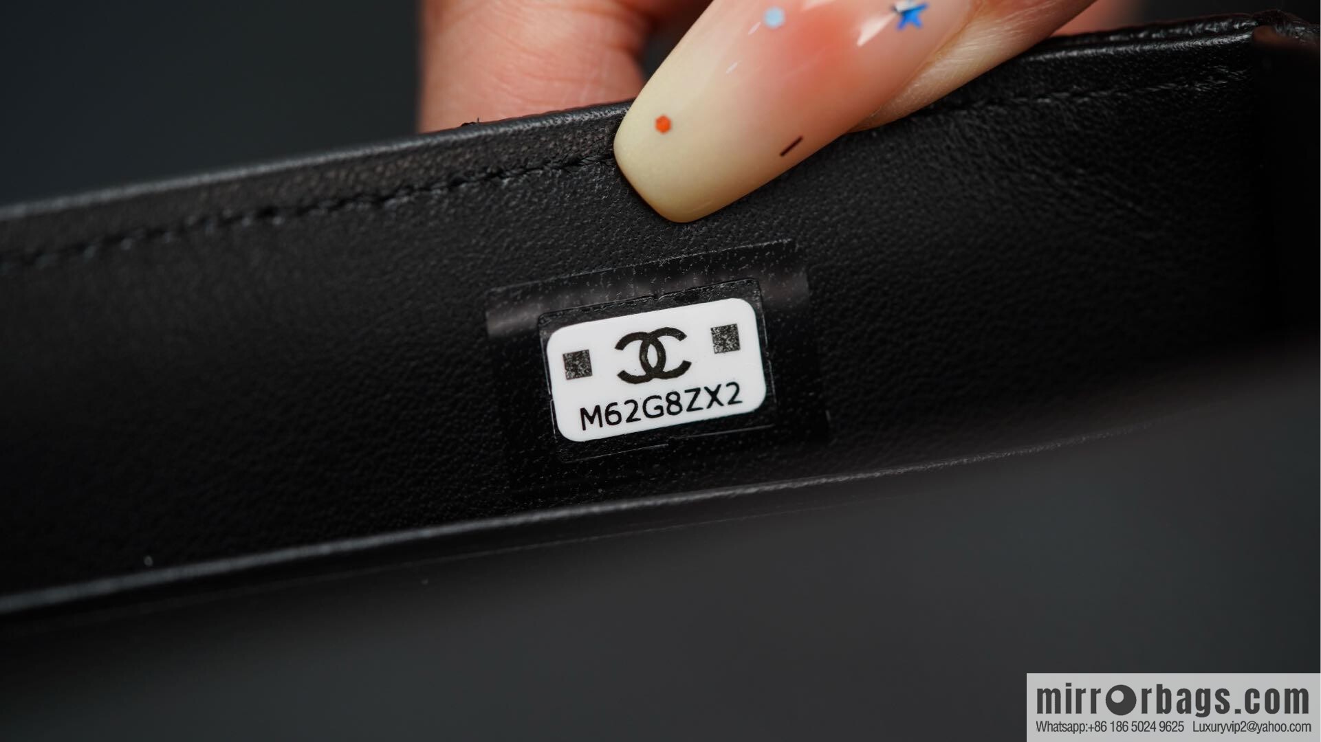 CHANEL 25s Cross Handle Black Gold 🐂 Horizontal AP3238
