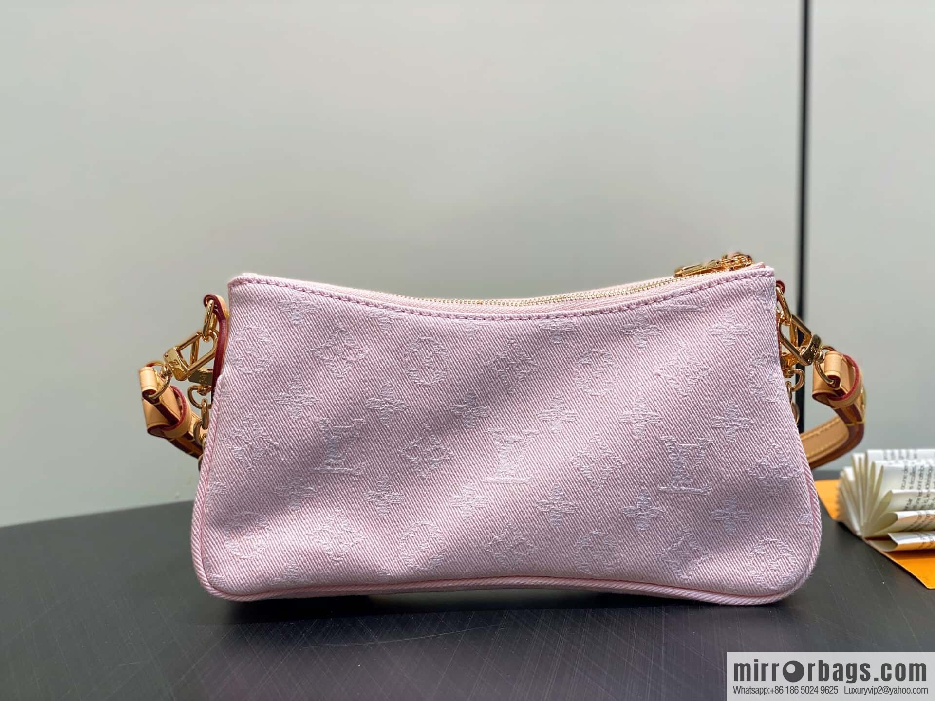 [Boutique‑grade] M14159 pink, denim underarm bag chain bag Liv Pochette handbag