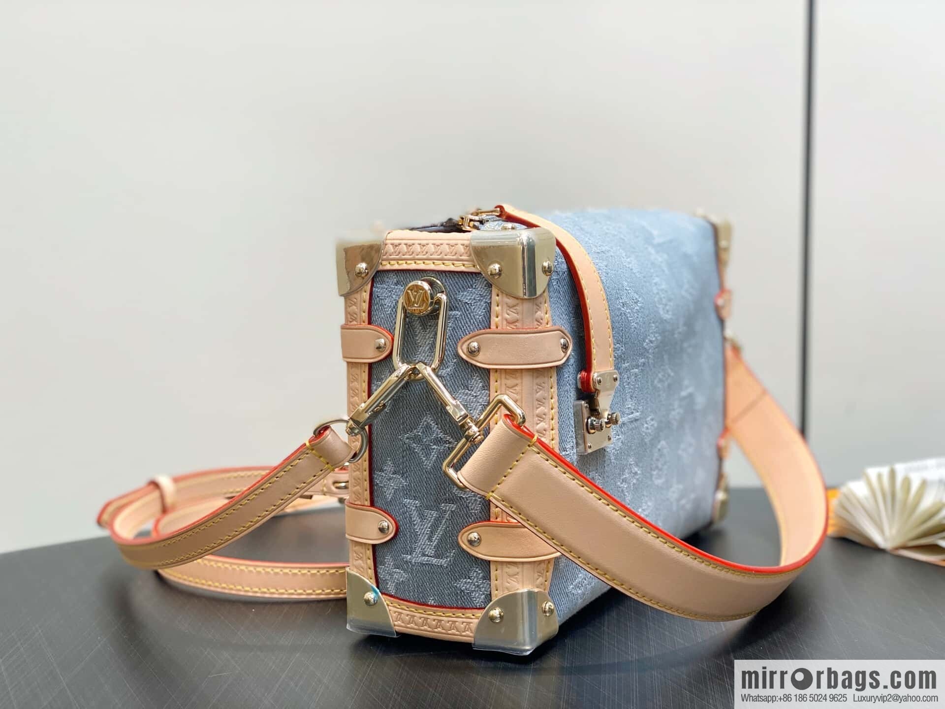 [Boutique‑grade] M13285 new gray, denim soft box Side Trunk medium handbag
