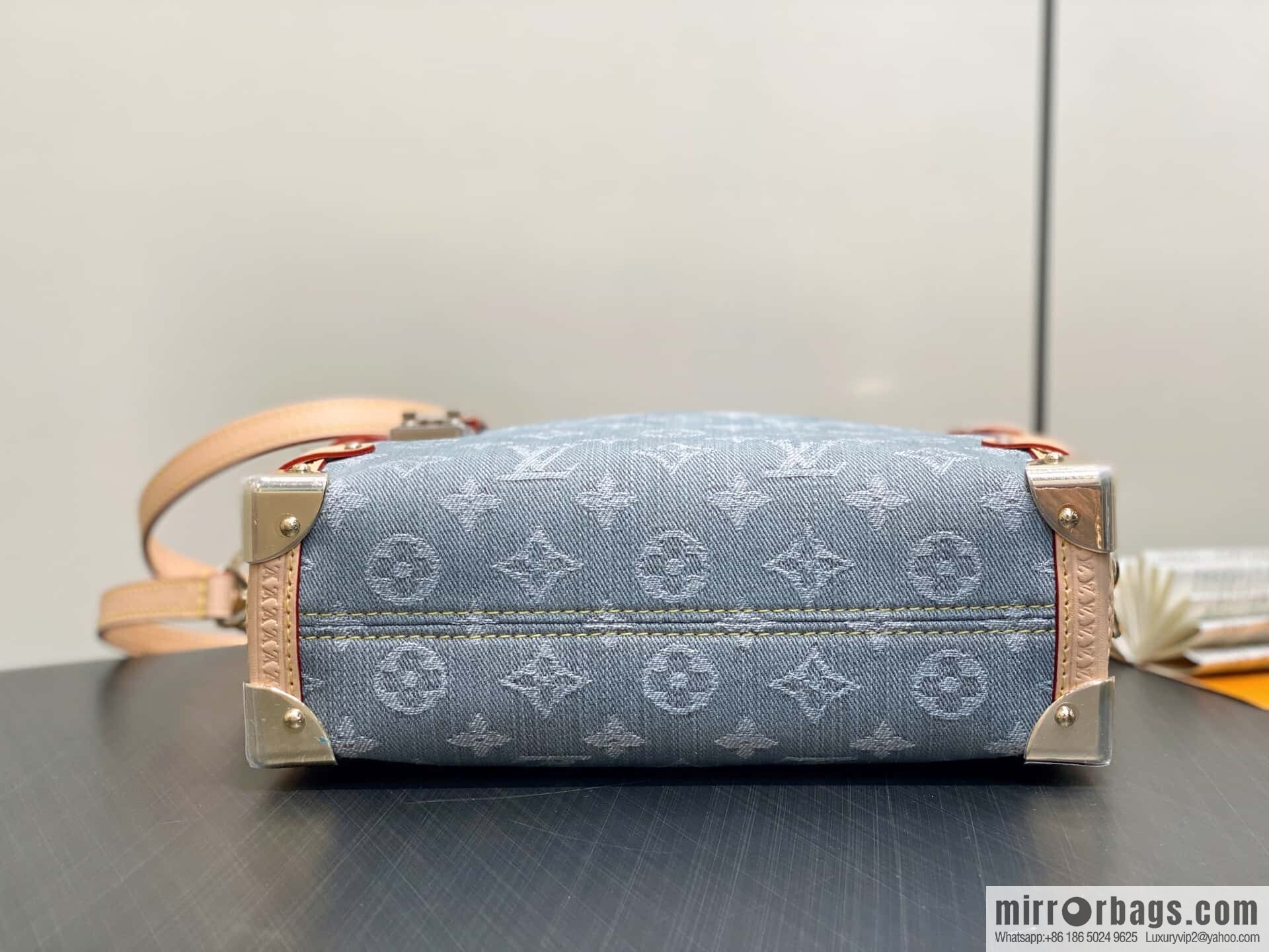 [Boutique‑grade] M13285 new gray, denim soft box Side Trunk medium handbag