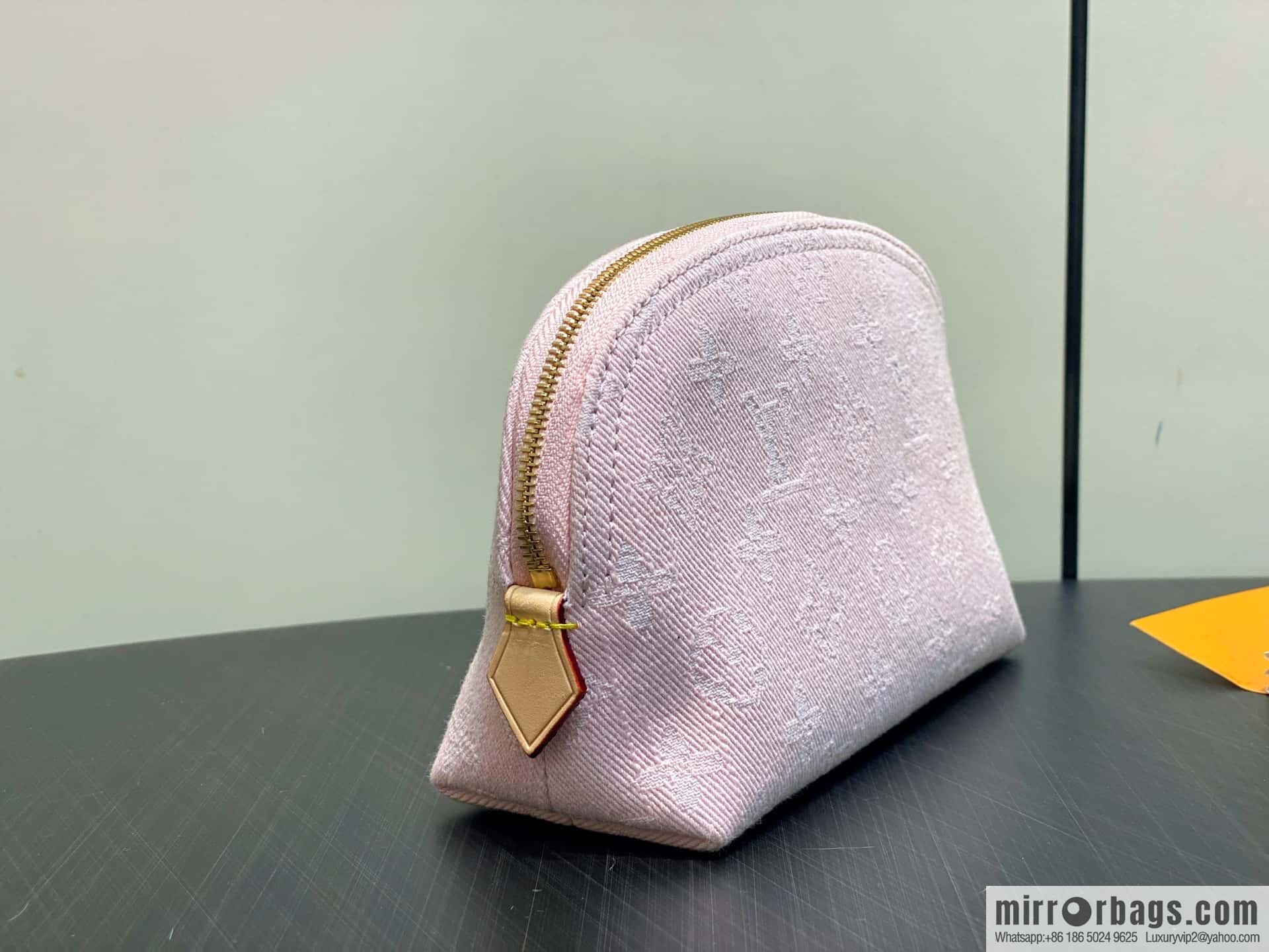 [Boutique‑grade] M13751 pink denim denim, variable code chip version cosmetic bag POCHETTE COSMÉTIQUE cosmetic bag
