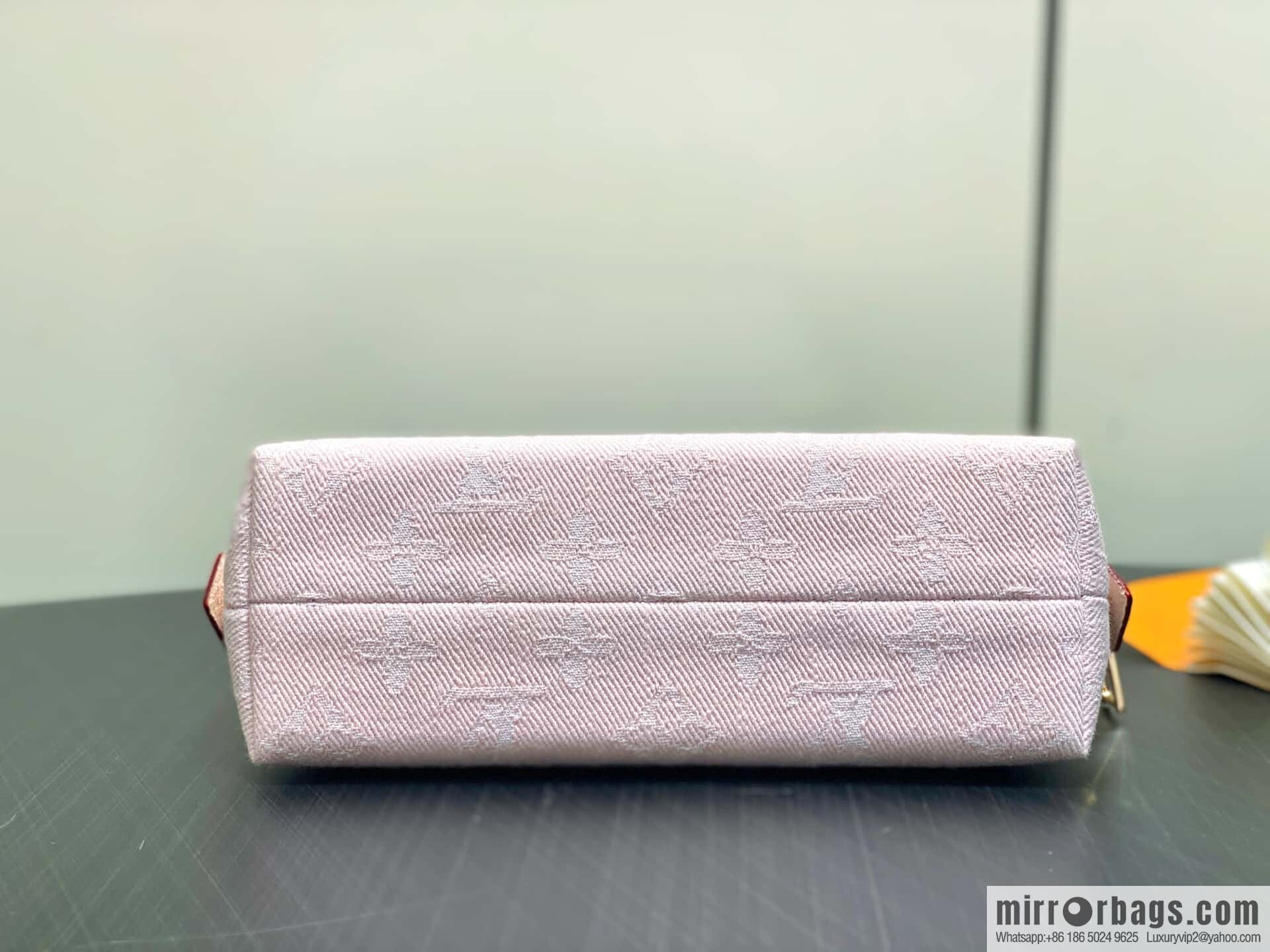 [Boutique‑grade] M13751 pink denim denim, variable code chip version cosmetic bag POCHETTE COSMÉTIQUE cosmetic bag