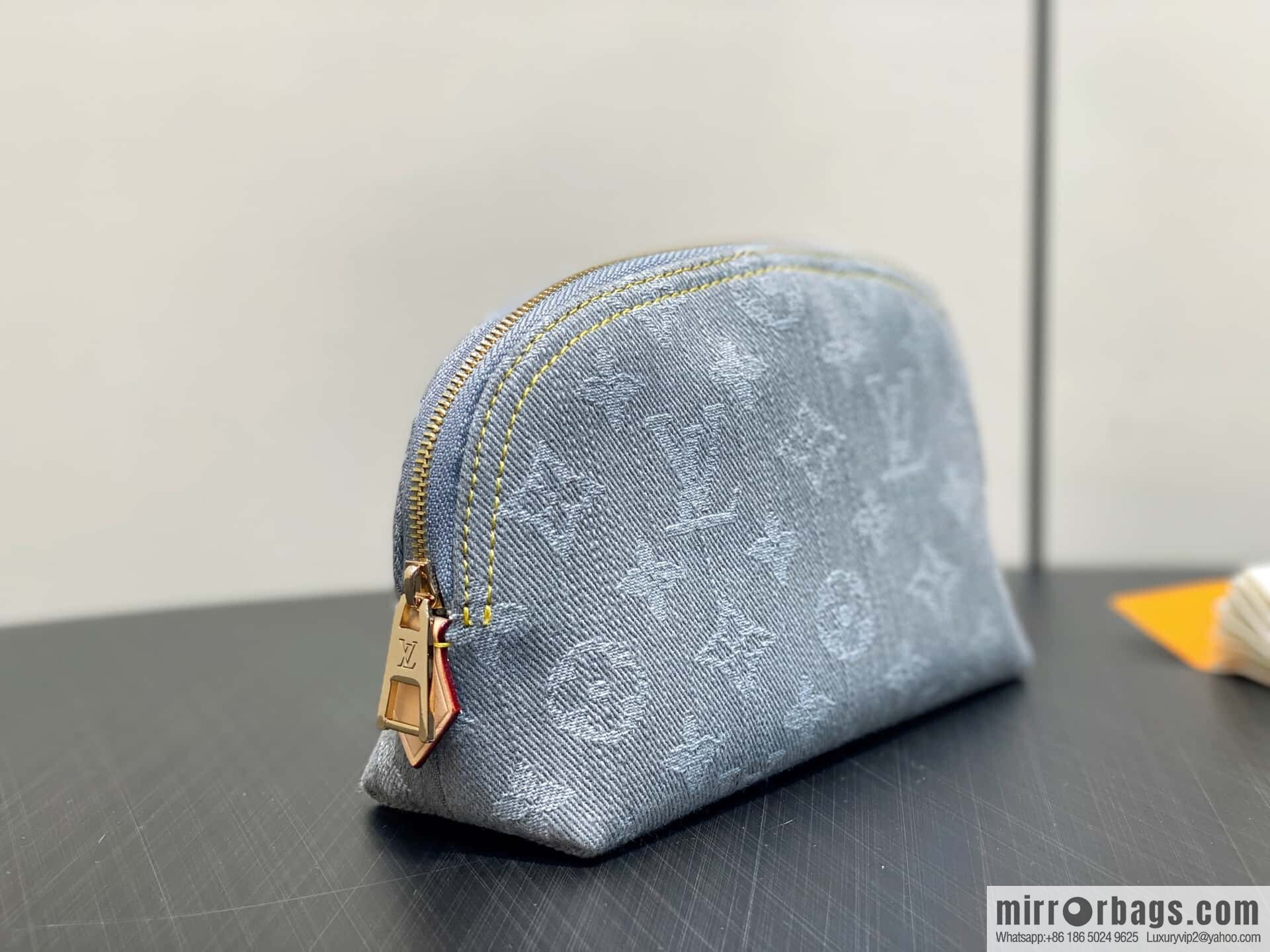 [Boutique‑grade] M13751 gray denim denim, variable code chip version cosmetic bag POCHETTE COSMÉTIQUE cosmetic bag