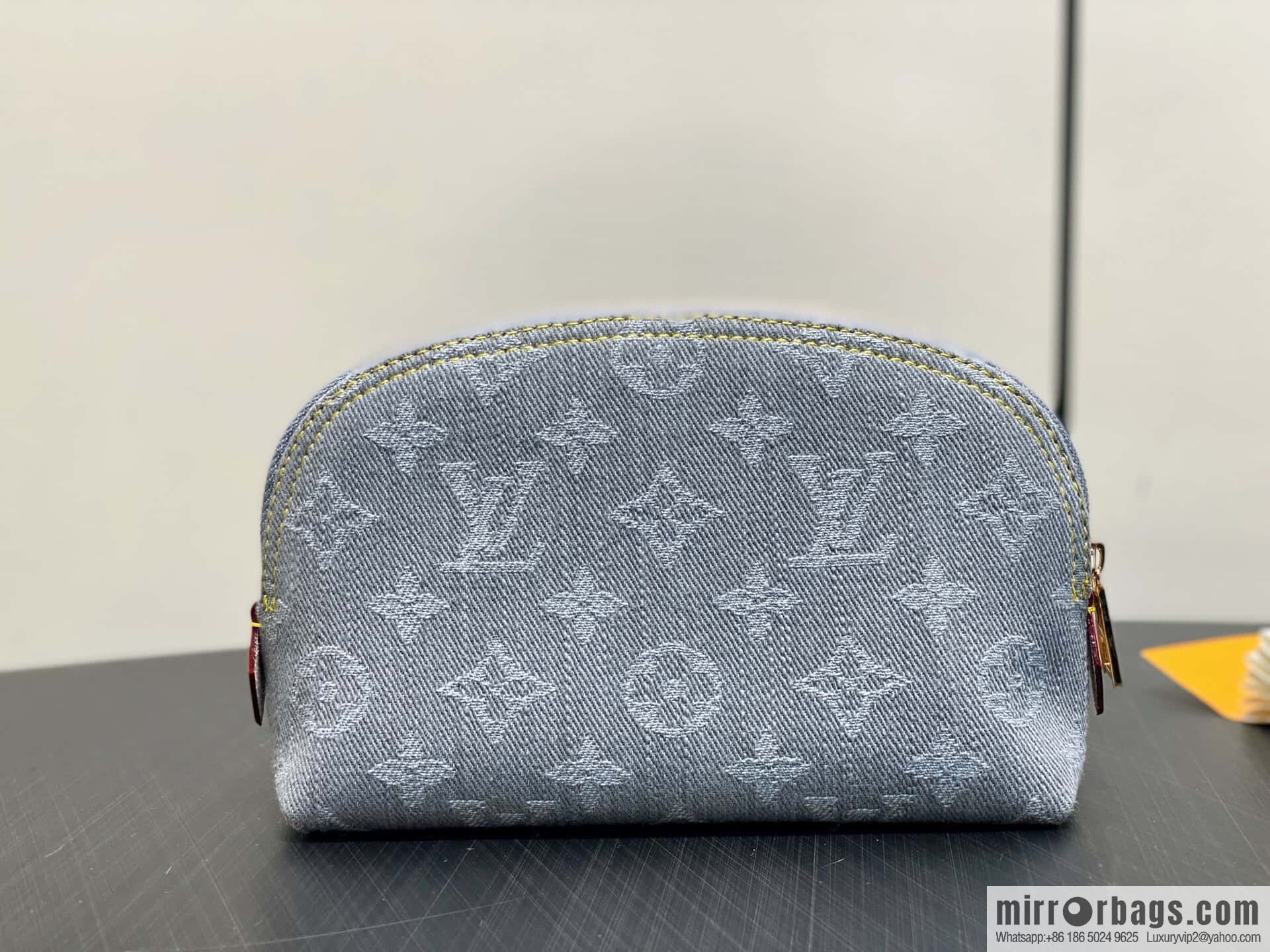 [Boutique‑grade] M13751 gray denim denim, variable code chip version cosmetic bag POCHETTE COSMÉTIQUE cosmetic bag
