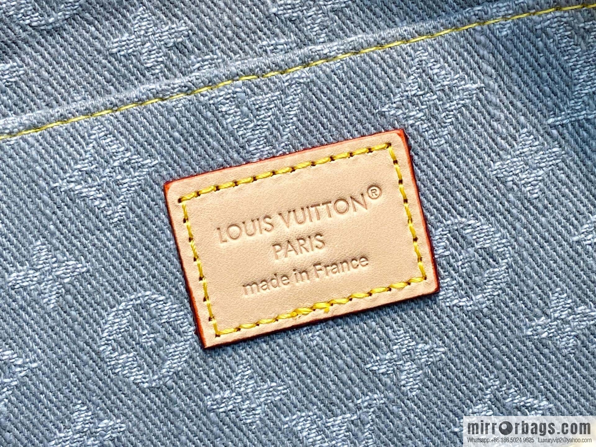 [Boutique‑grade] M13751 gray denim denim, variable code chip version cosmetic bag POCHETTE COSMÉTIQUE cosmetic bag
