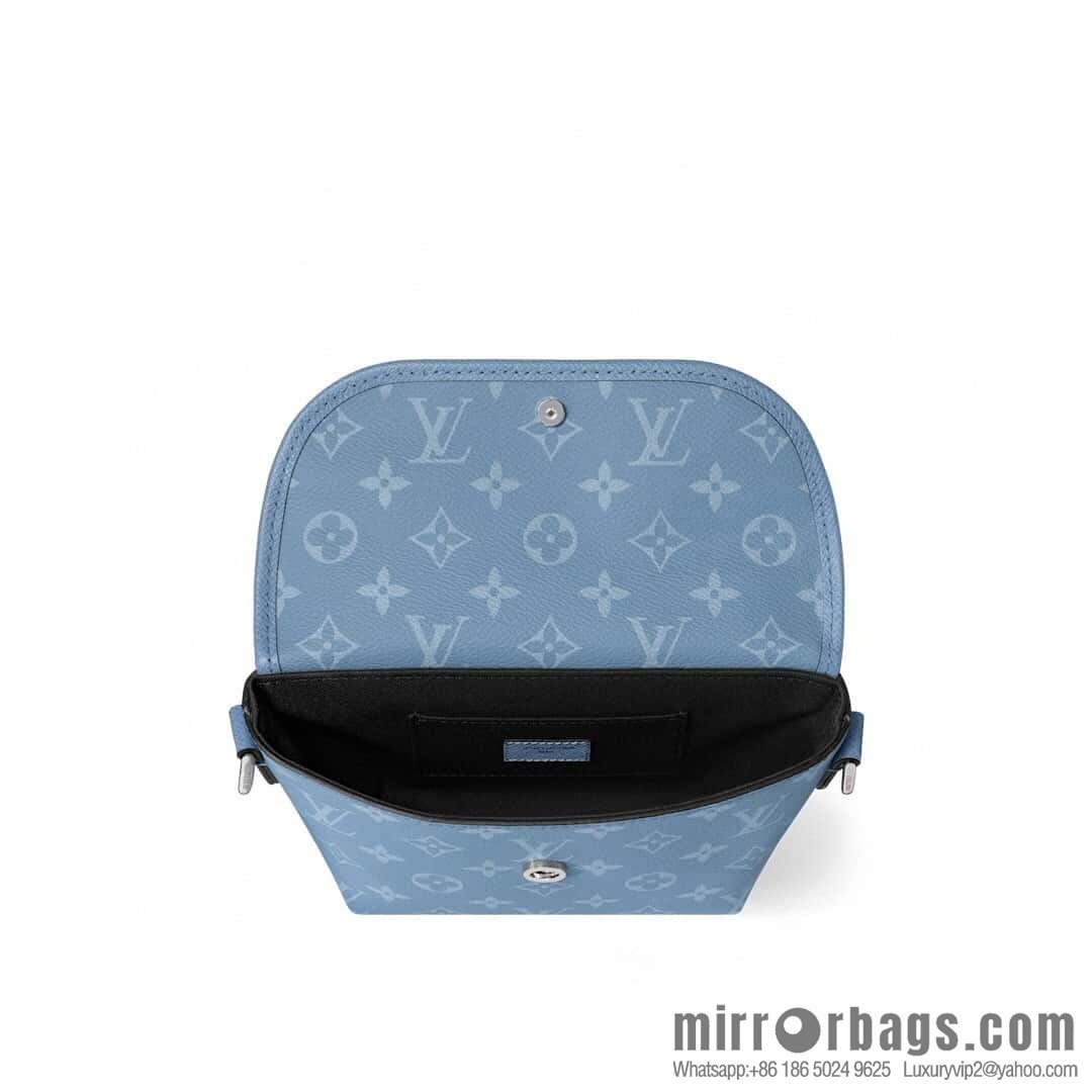 [Boutique‑grade] M14116 light blue, men's bag messenger bag Pulse mini handbag