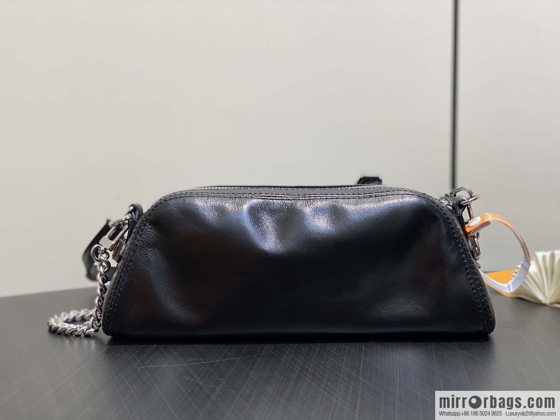 [Boutique‑grade] M14544 black, full leather chain bag POCHETTE VIBE handbag