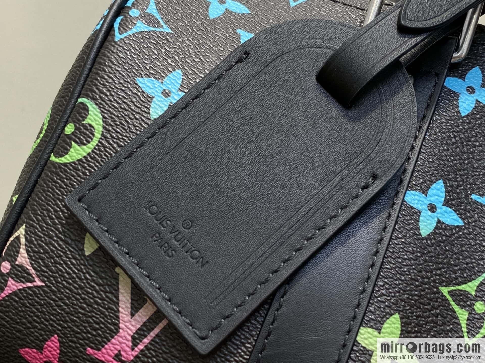 [Boutique‑grade] M13935 black gradual change men's bag pillow bag Keepall 25 handbag