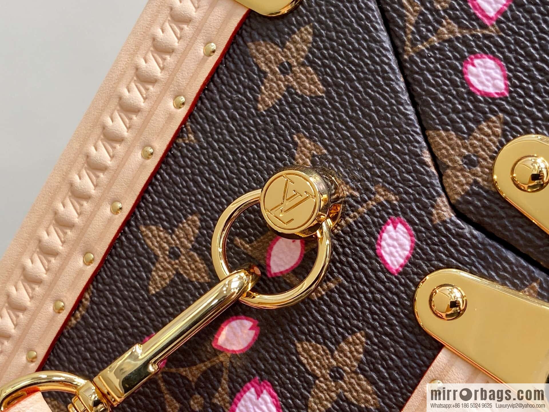 [Boutique‑grade] M13562 light blue flower, box bag, box WALLET TRUNK TAIGARAMA handbag