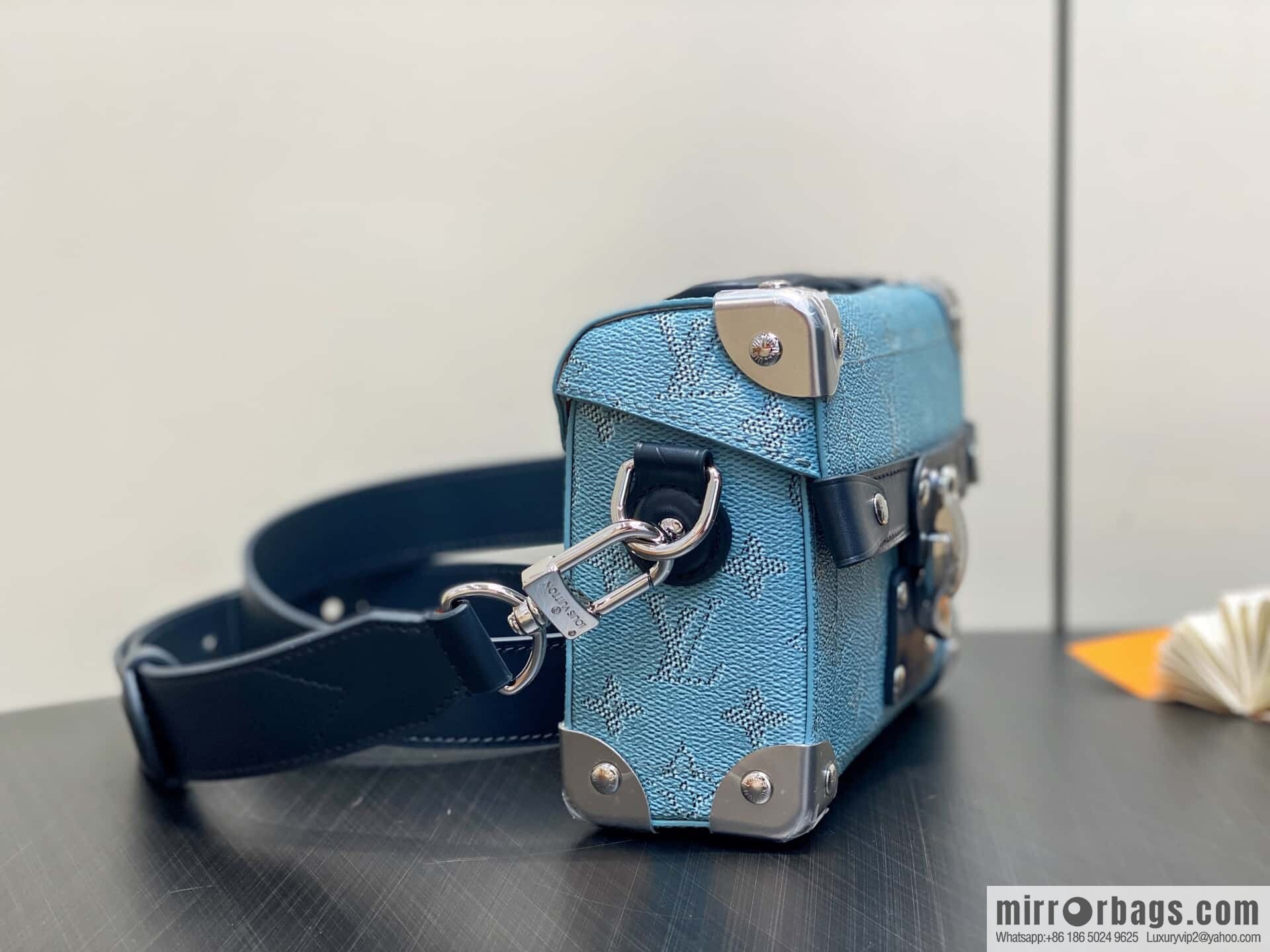 [Boutique‑grade] M15035 blue, men's bag, box bag, Soul Trunk handbag.