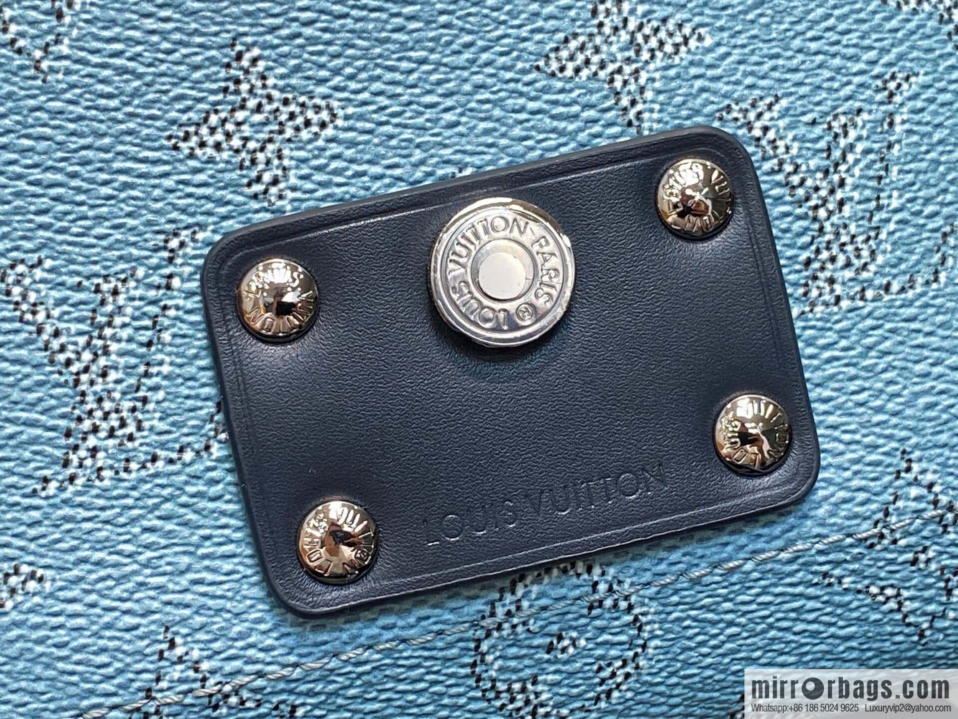 [Boutique‑grade] M15035 blue, men's bag, box bag, Soul Trunk handbag.