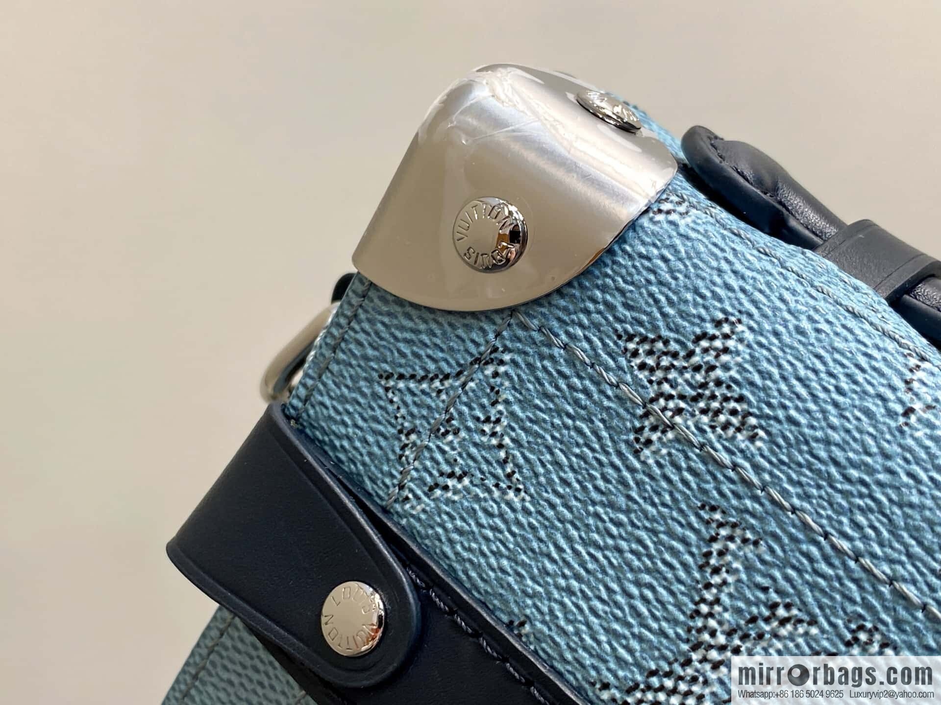 [Boutique‑grade] M15035 blue, men's bag, box bag, Soul Trunk handbag.