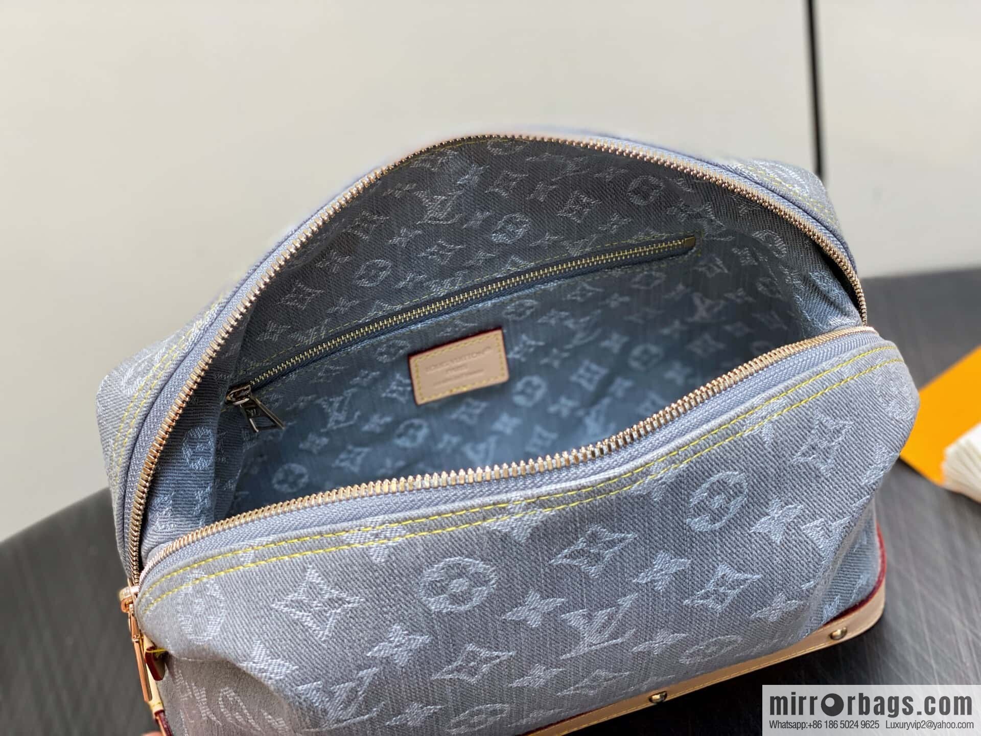 [Boutique‑grade] M13750 gray, denim cosmetic bag POCHETTE COSMÉTIQUE large cosmetic bag