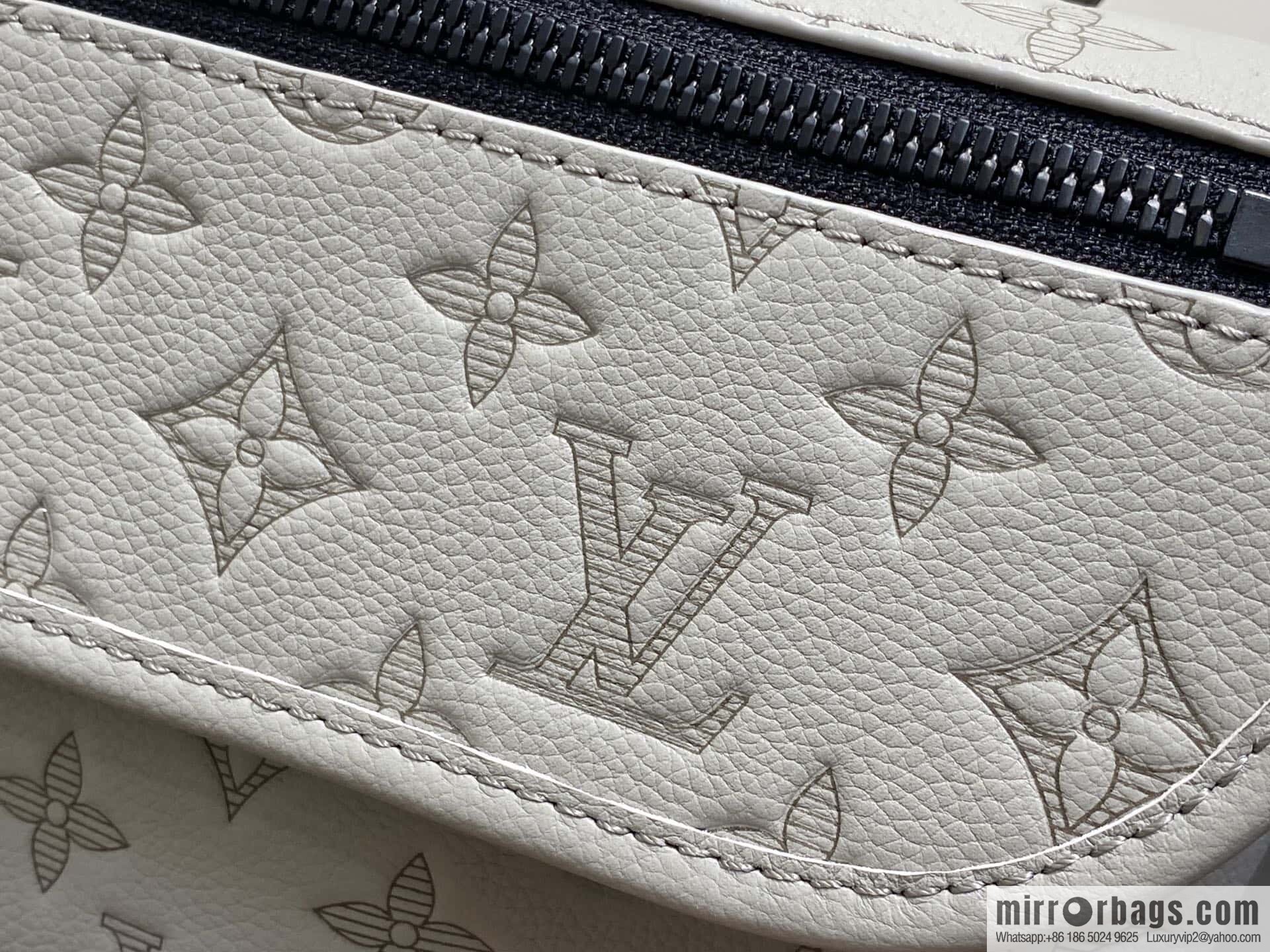 [Boutique‑grade] M14794 gray, full leather embossed men's bag messenger bag Pulse mini handbag