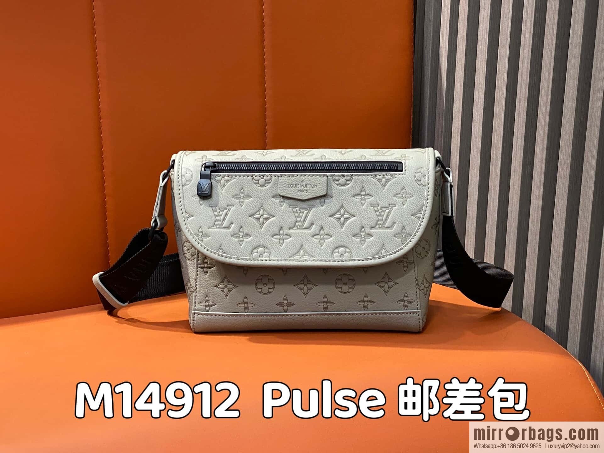 [Boutique‑grade] M14912 gray, full leather embossed men's bag messenger bag Pulse messenger bag