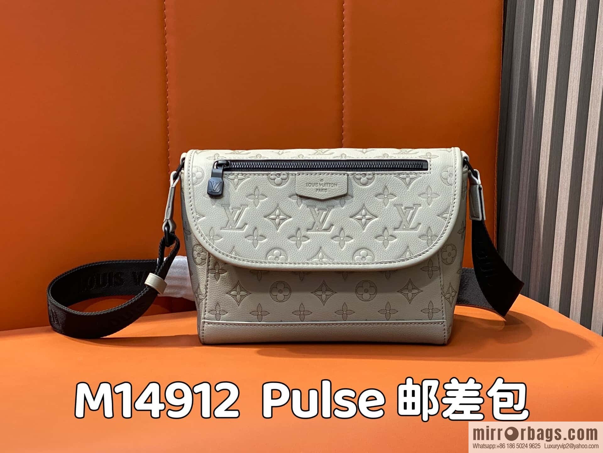 [Boutique‑grade] M14912 gray, full leather embossed men's bag messenger bag Pulse messenger bag
