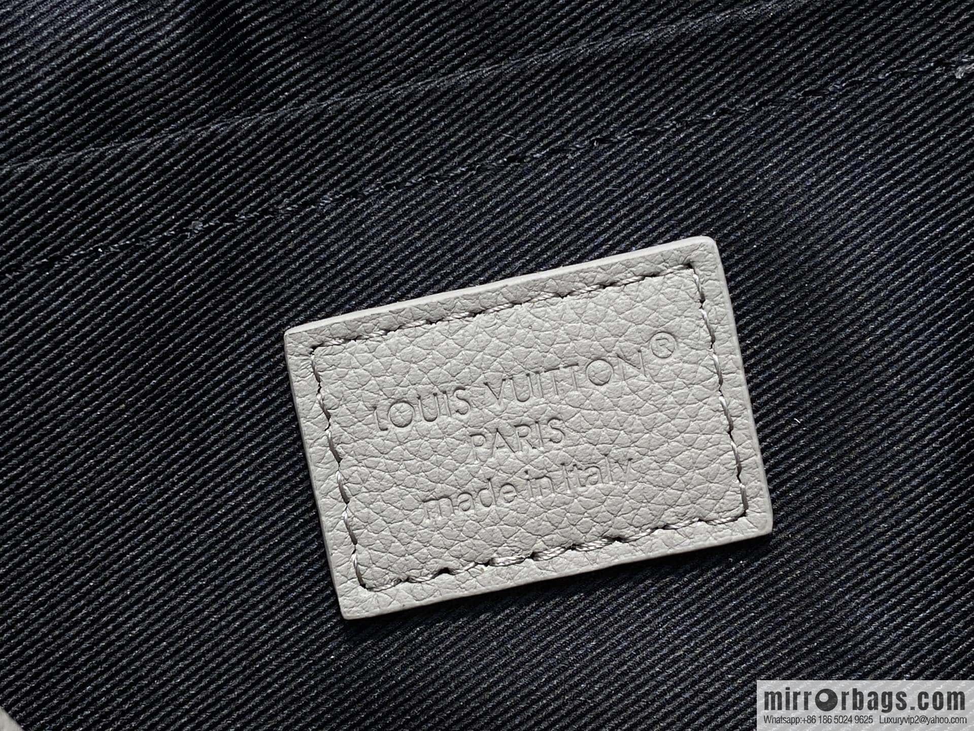 [Boutique‑grade] M14912 gray, full leather embossed men's bag messenger bag Pulse messenger bag
